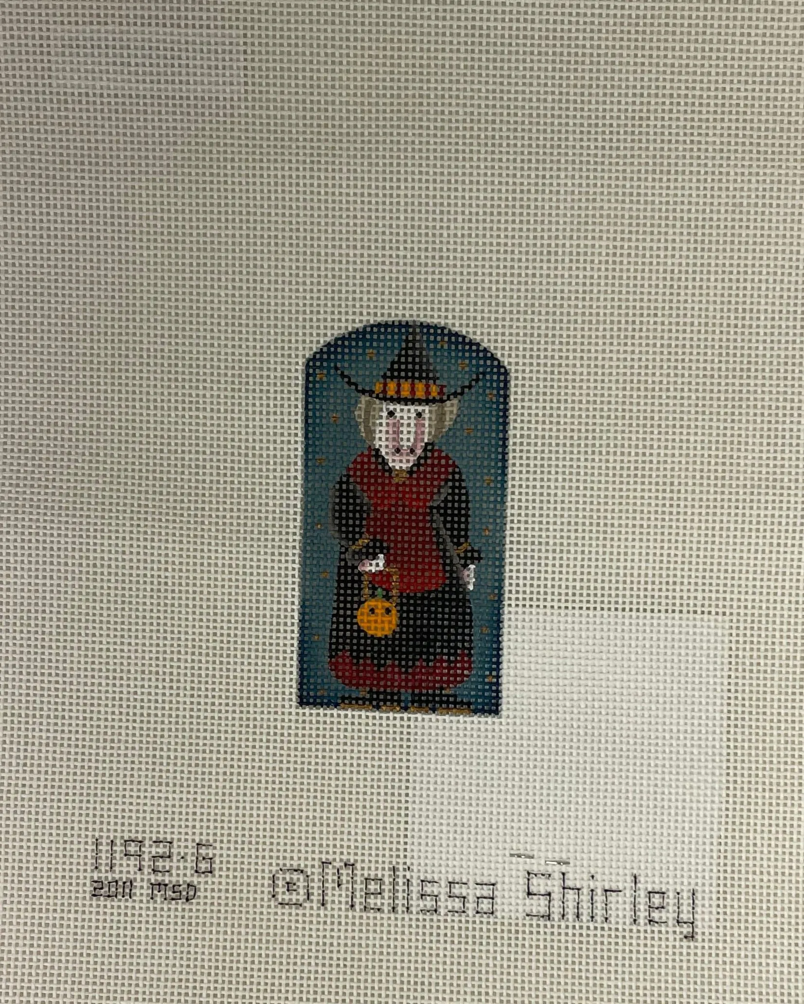 * Melissa Shirley 1192G Aunt VY Russ Half Thimble