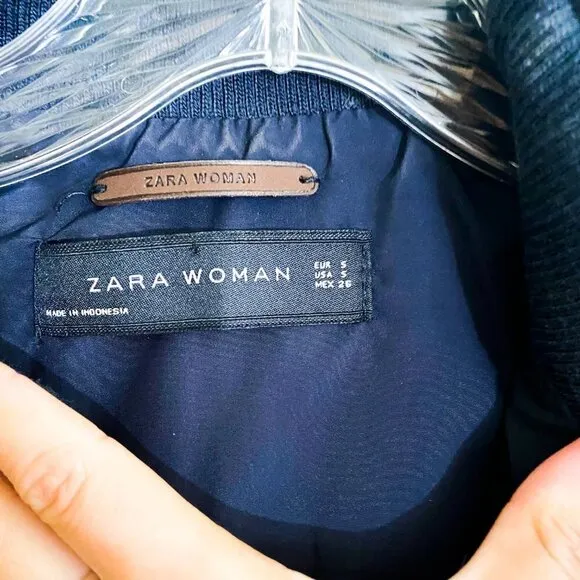 🦋 ZARA Navy Blue Puffer Quilted Zip Up Vest Small