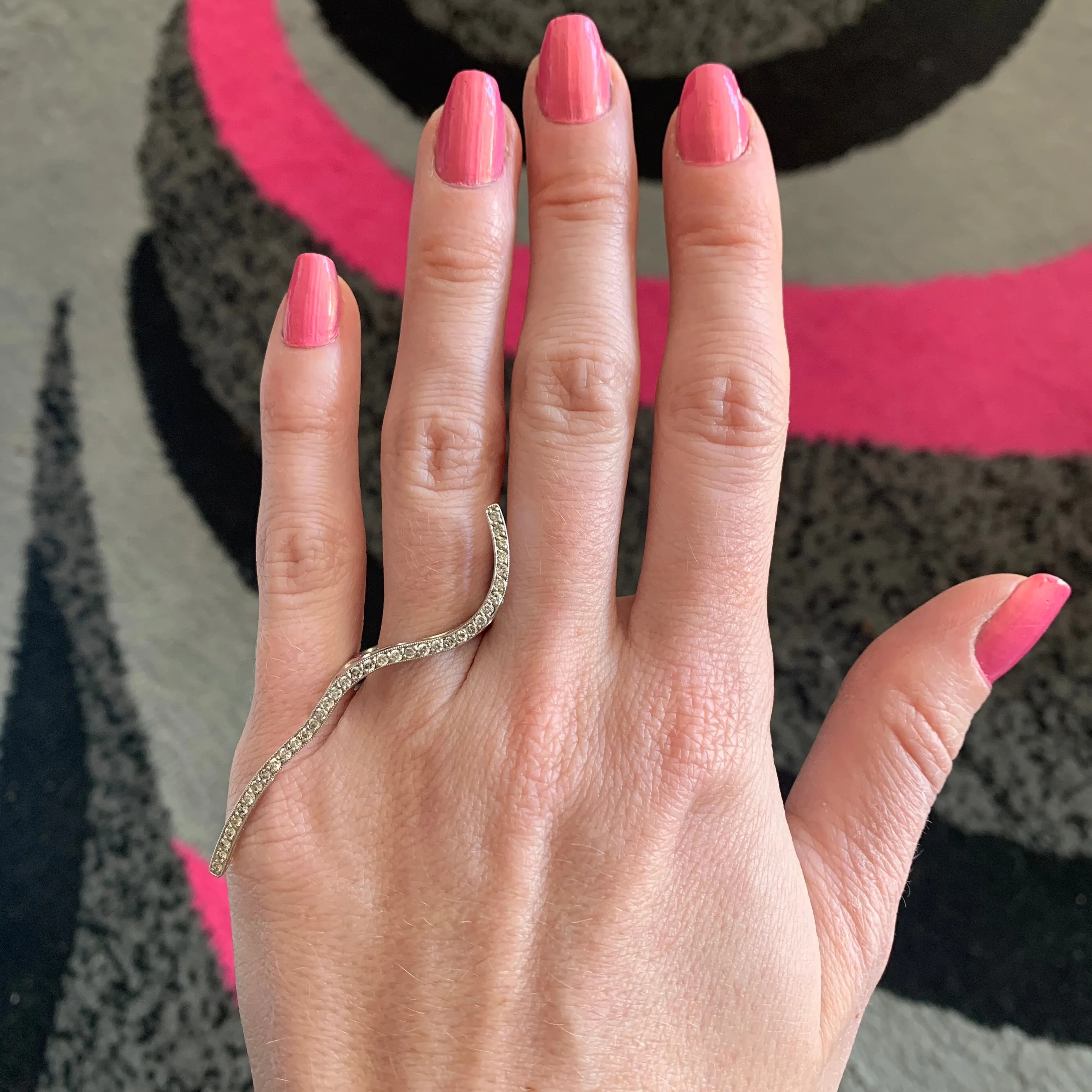 14k Diamond Squiggle Ring