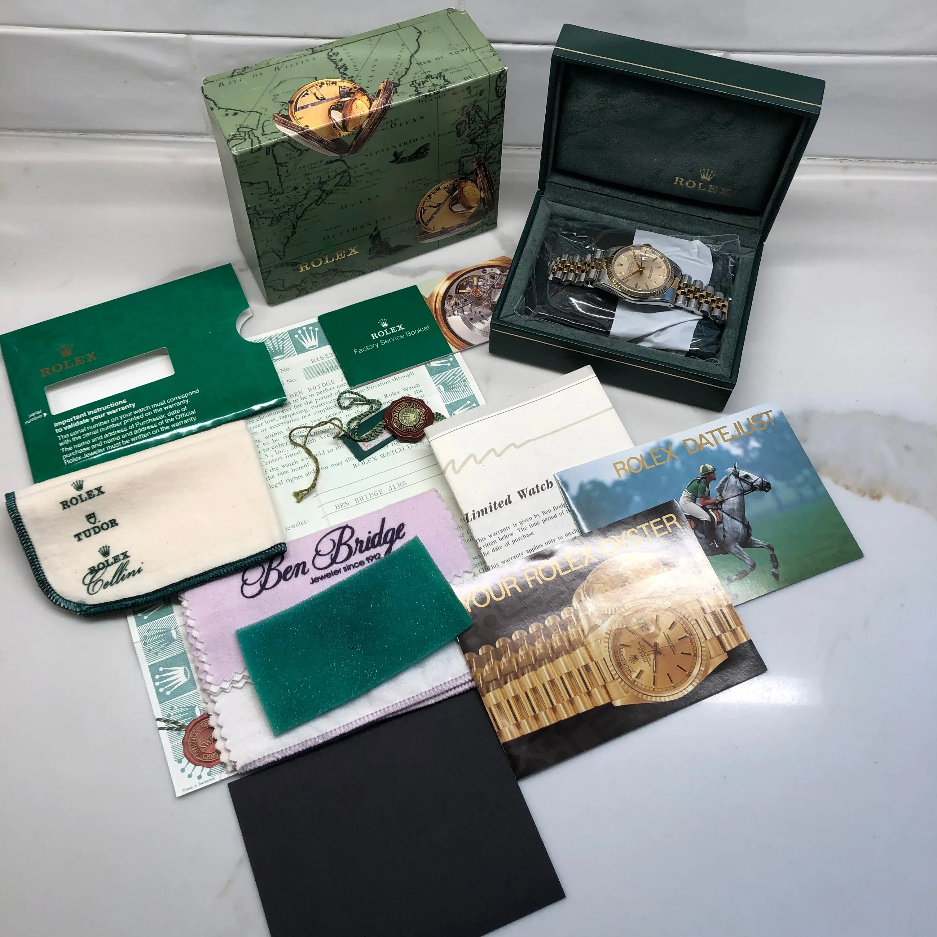 1991 Rolex Datejust 16233 Two Tone Jubilee Silver Automatic Wristwatch Box Papers