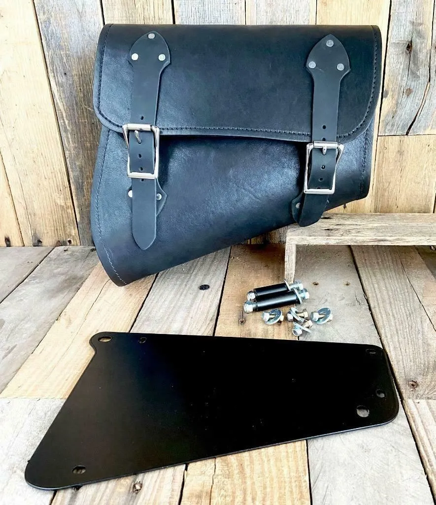 2018-23 Indian Scout Bobber Saddle Bags With Mounting Hardware Black Leather