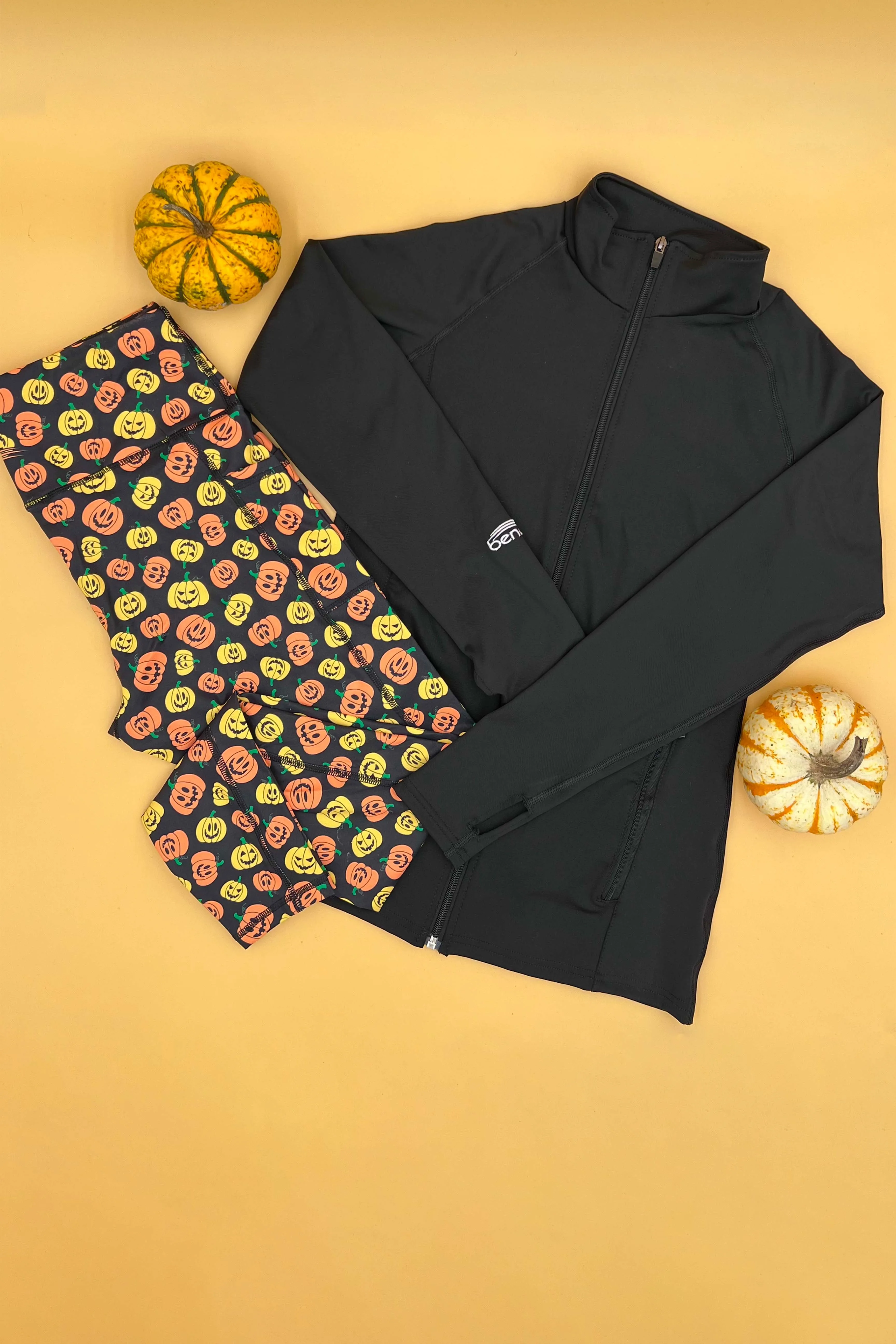 5204 - The Bend Perfect Pocket "Jack O Lantern" Legging