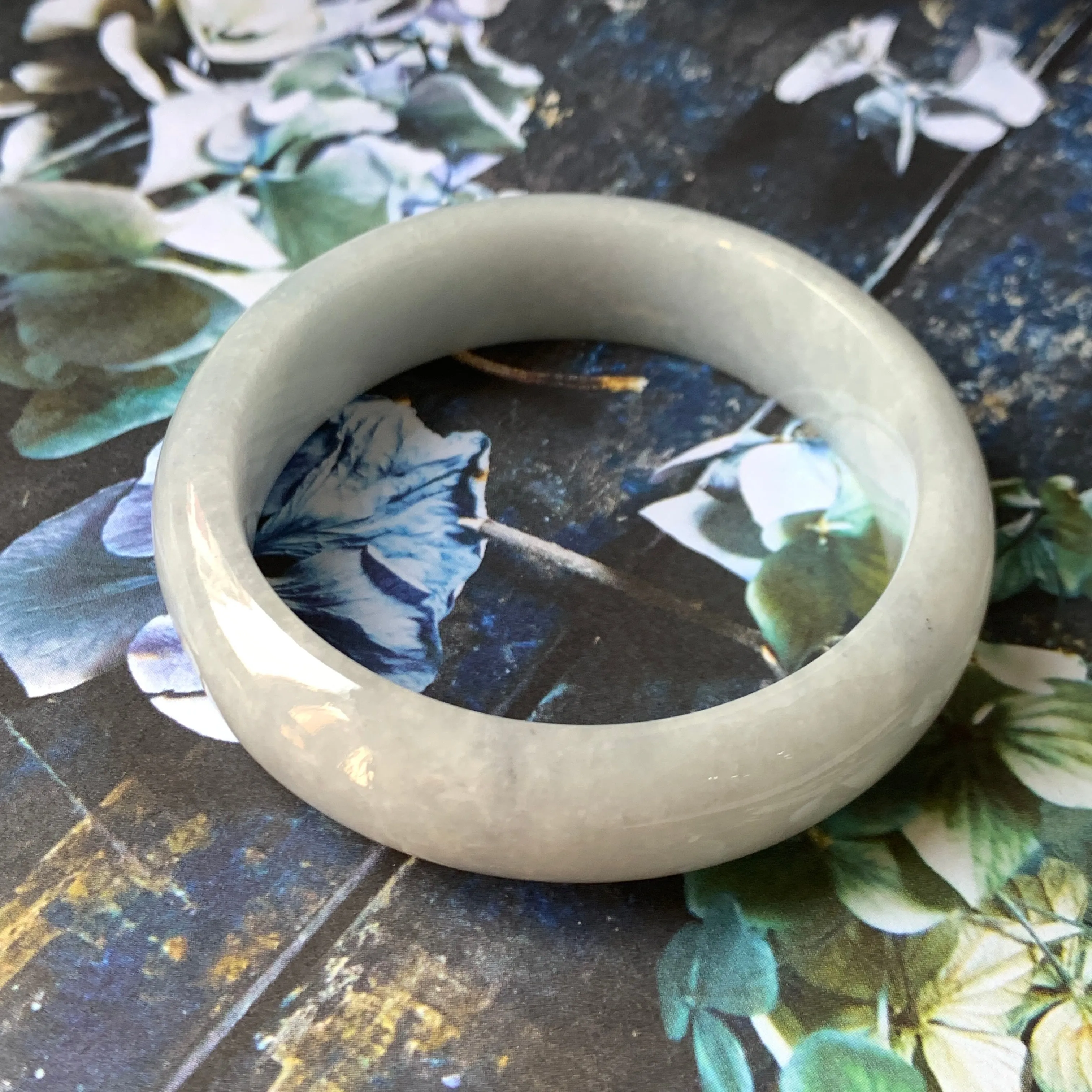 58.2mm A-Grade Natural Lavender Green Jadeite Modern Round Bangle No.151535