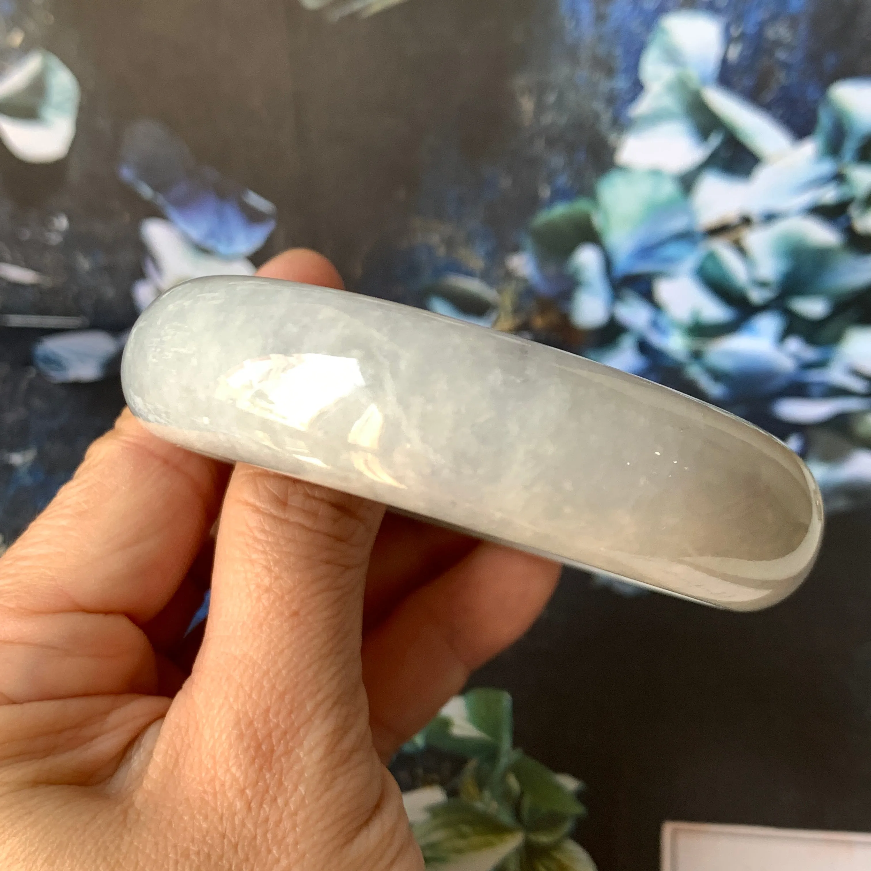 58.2mm A-Grade Natural Lavender Green Jadeite Modern Round Bangle No.151535