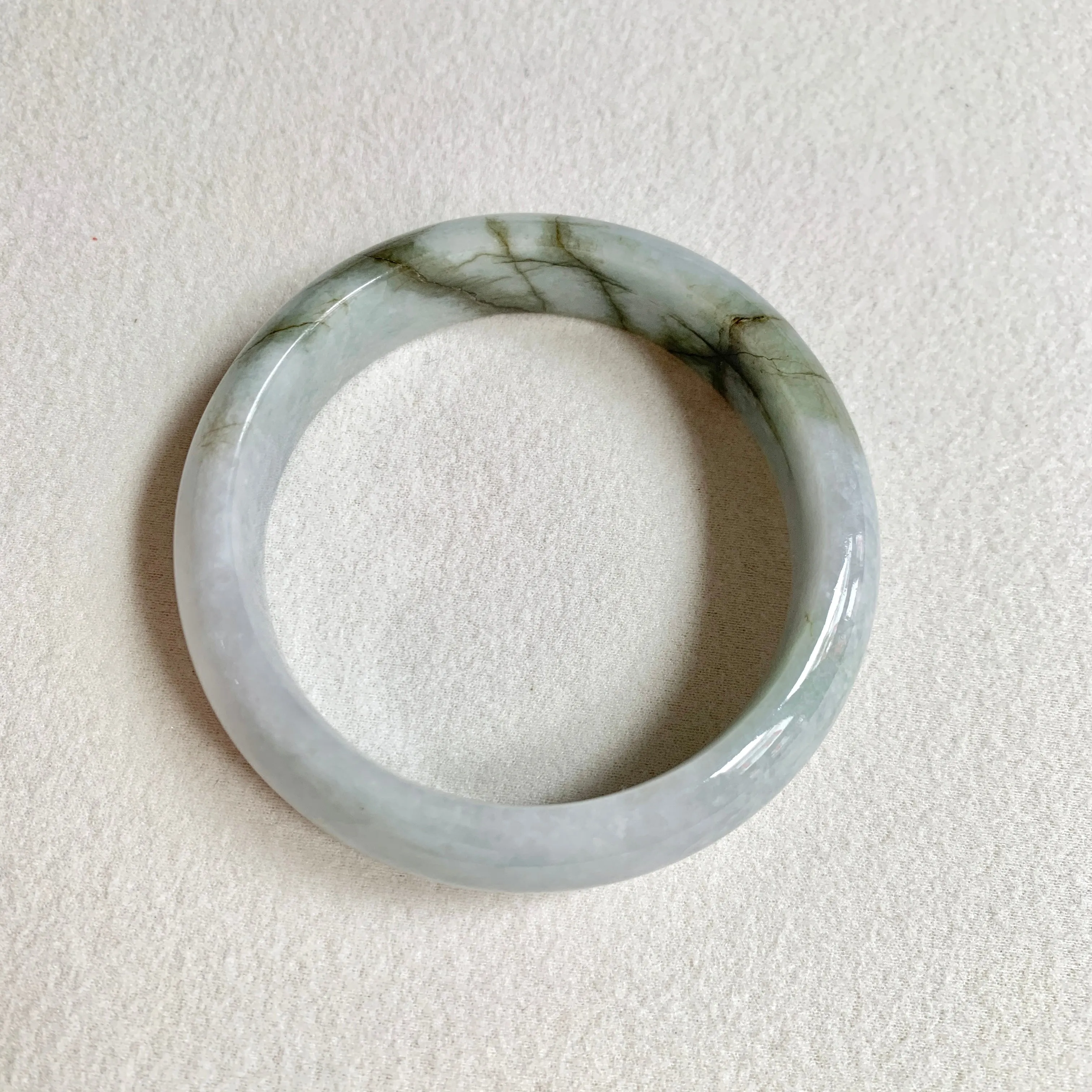 58.4mm A-Grade Natural Green Modern Round Bangle No. 600171
