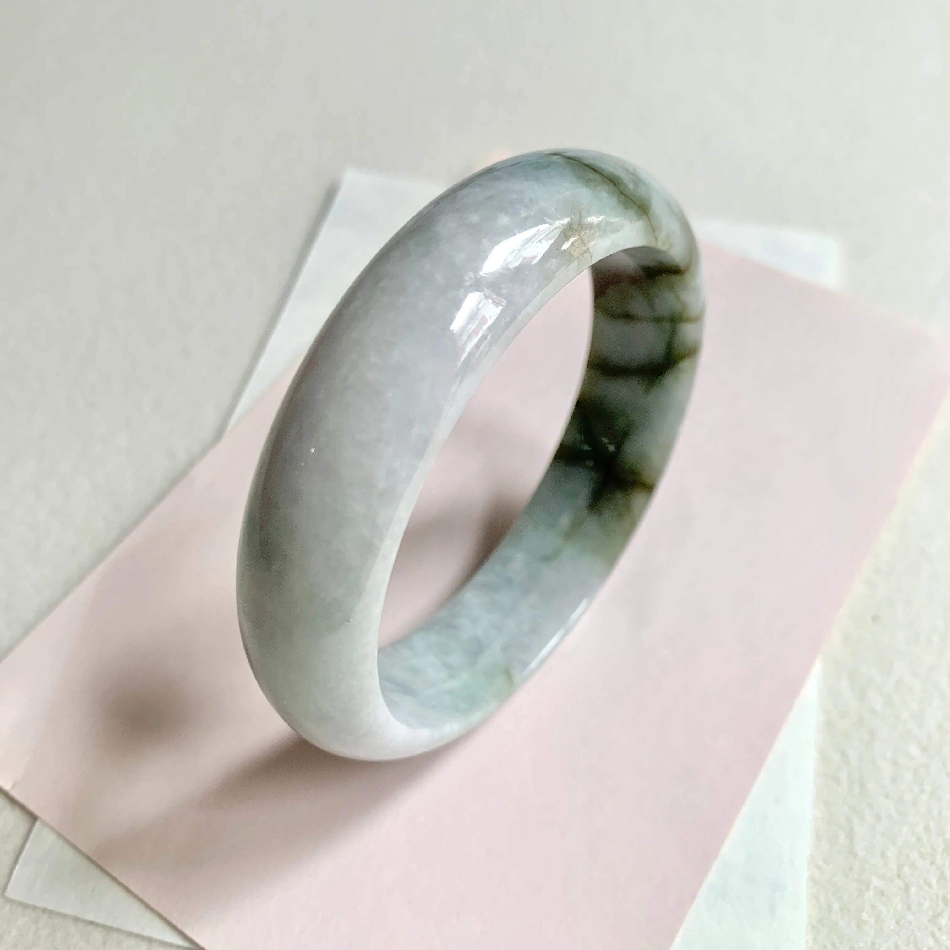 58.4mm A-Grade Natural Green Modern Round Bangle No. 600171