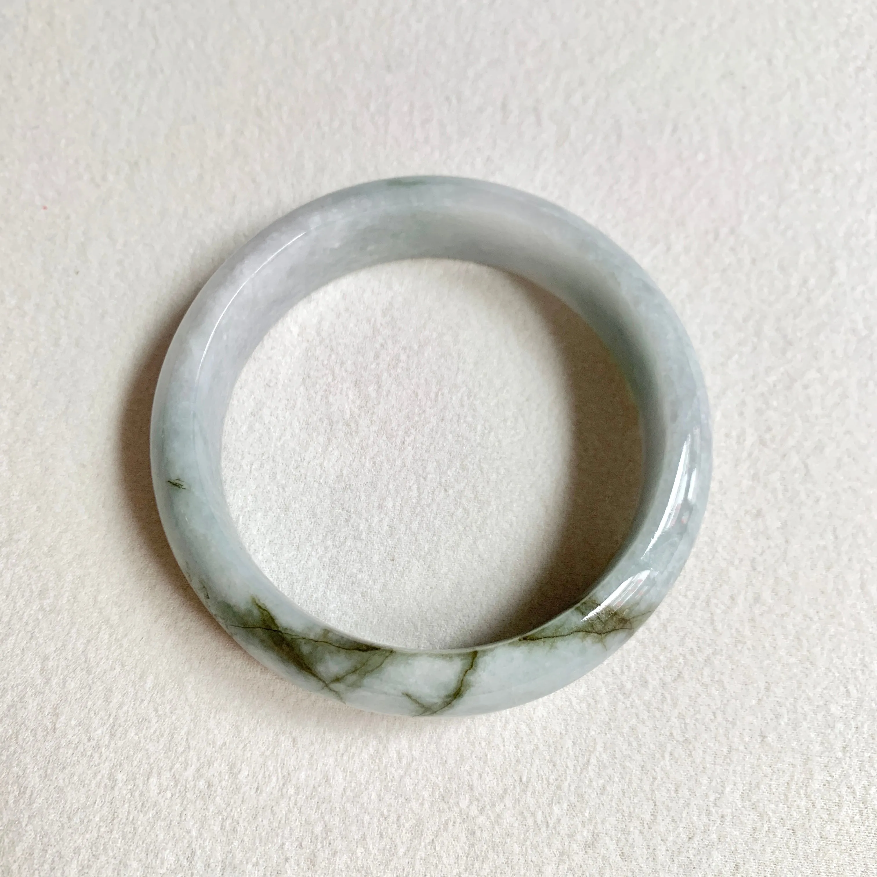 58.4mm A-Grade Natural Green Modern Round Bangle No. 600171