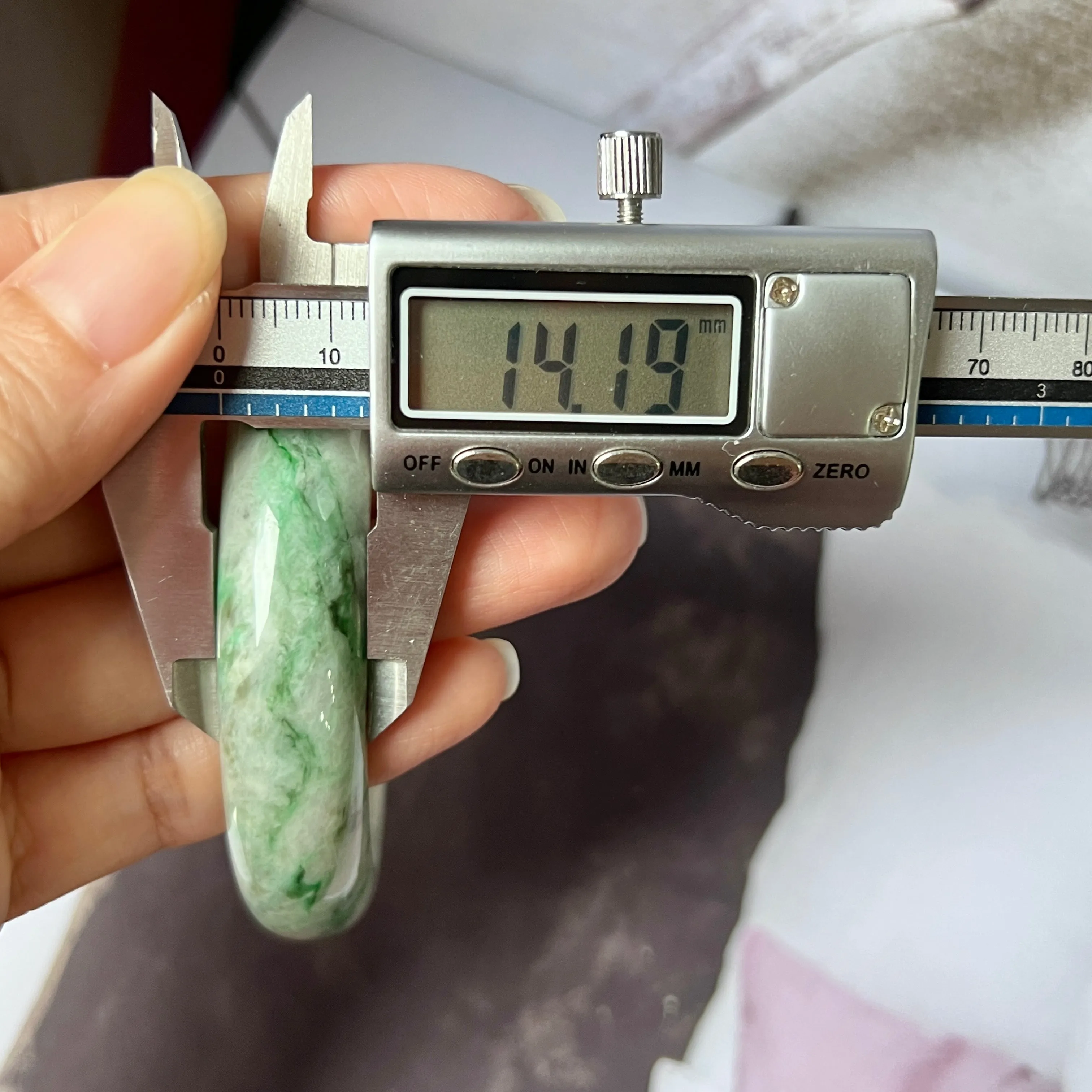 58mm A-Grade Natural Grey Green Jadeite Modern Round Bangle No.151630