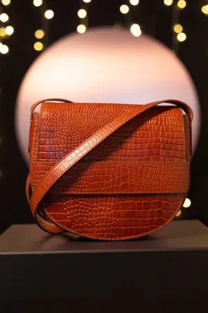 ALIBY - Sac besace toffee en cuir embossé effet croco - petit modèle