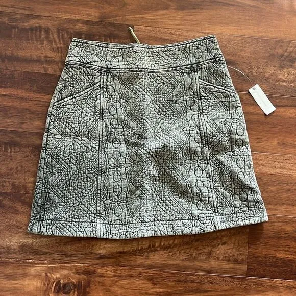 Anthropologie Pilcro quilted mini skirt size 4 NWT