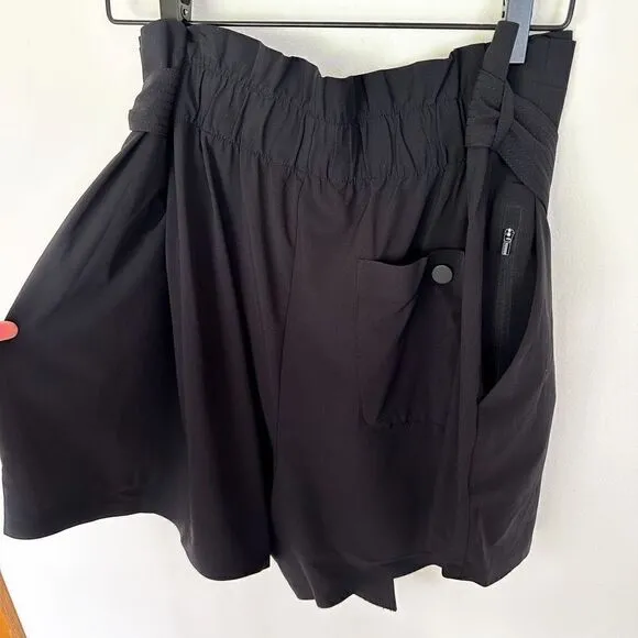 Athleta women’s plus size Skyline Short II