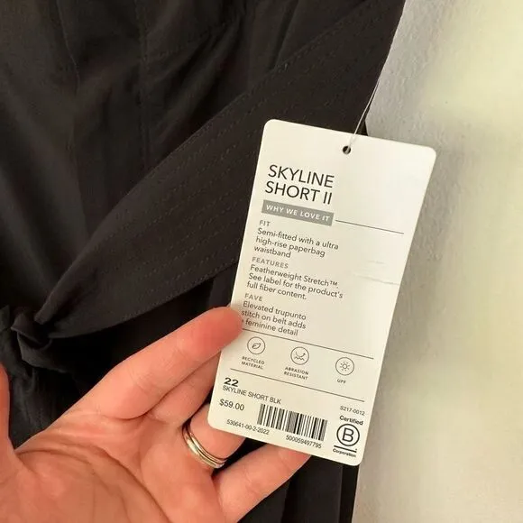 Athleta women’s plus size Skyline Short II