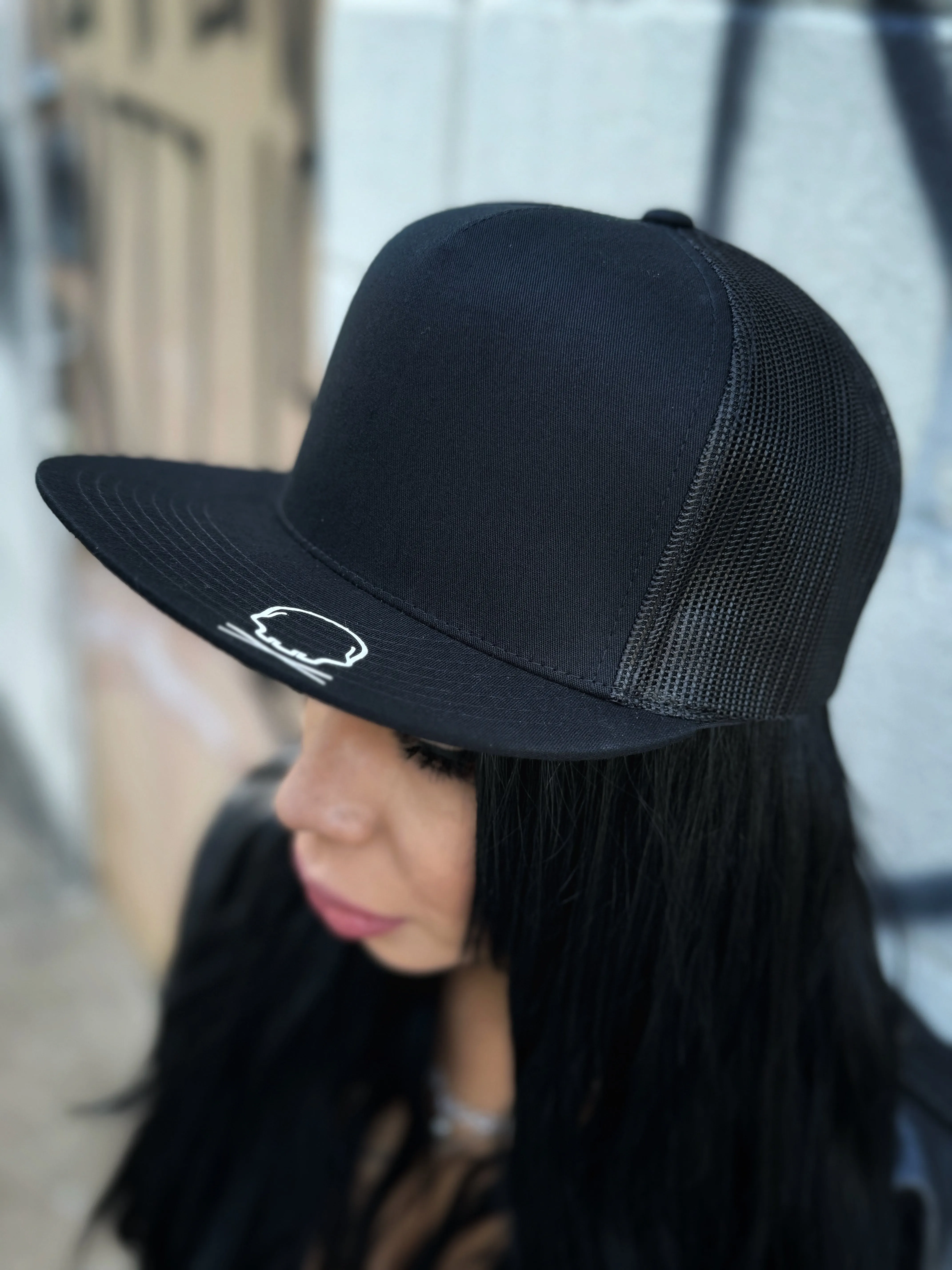 BOW TO NO ONE SIDE STYLE  BLACK HAT