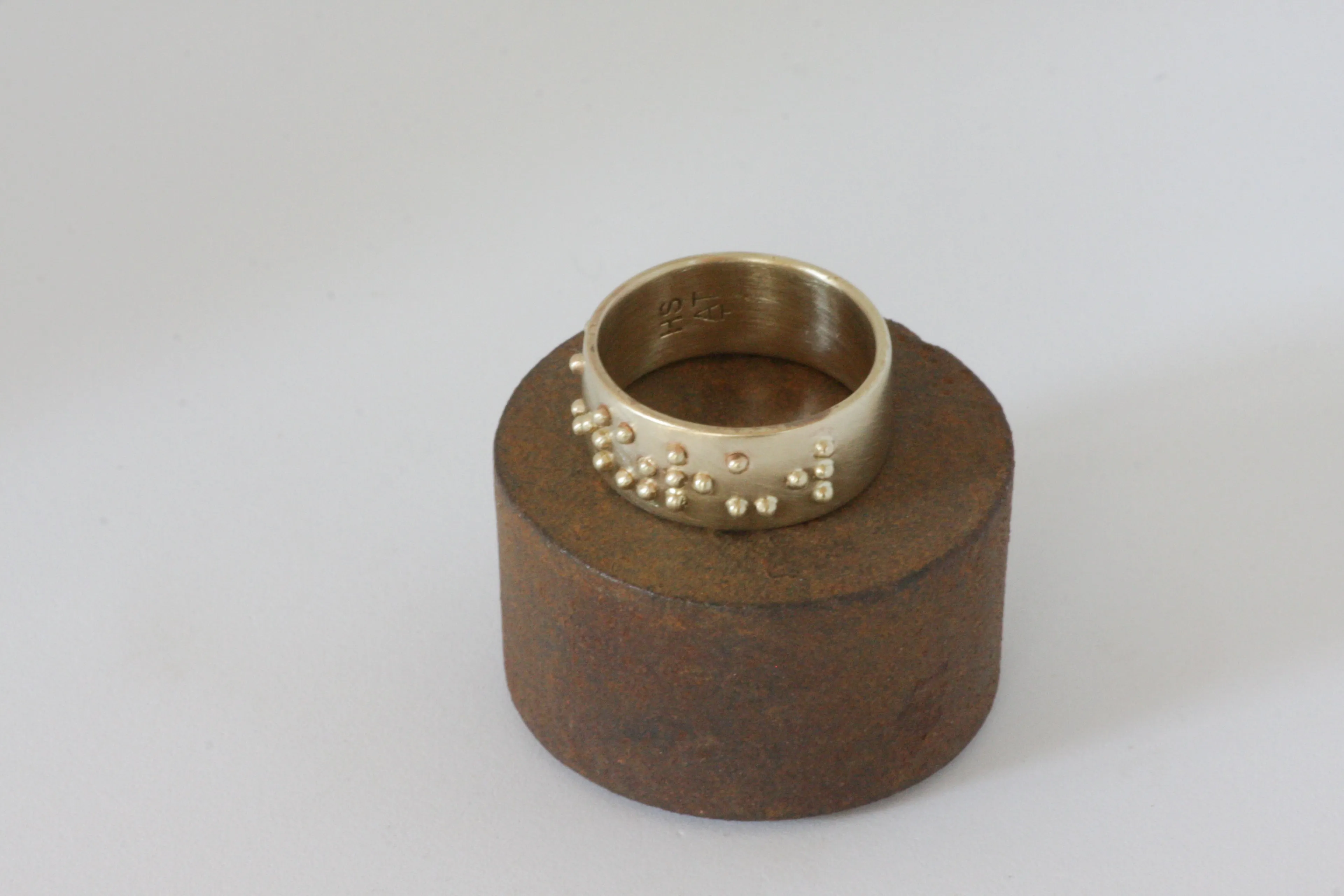 Braille Ring