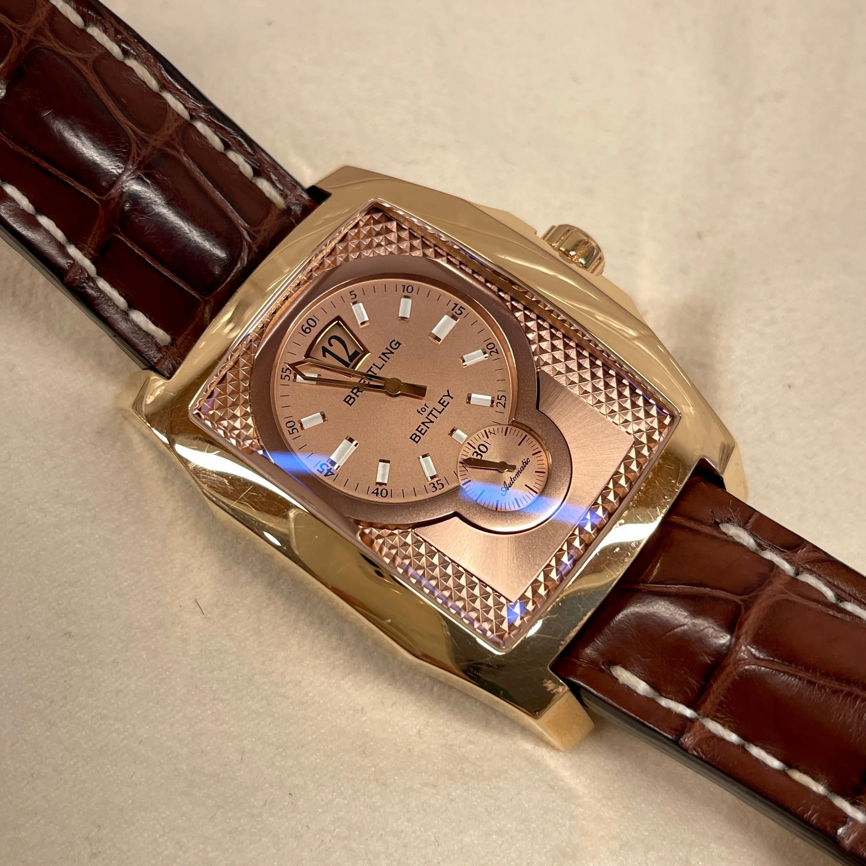 Breitling Bentley Flying B R28362 18K Rose Gold Leather Automatic Amber Jump Hour Wristwatch