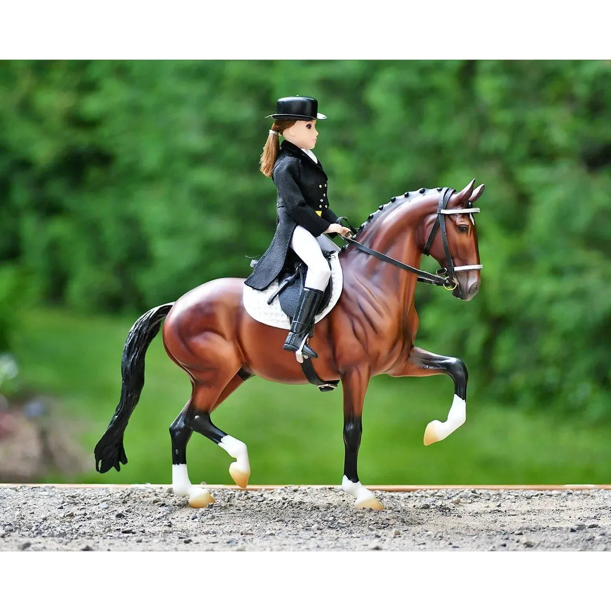 Breyer Traditional Stoneleigh II Dressage Saddle