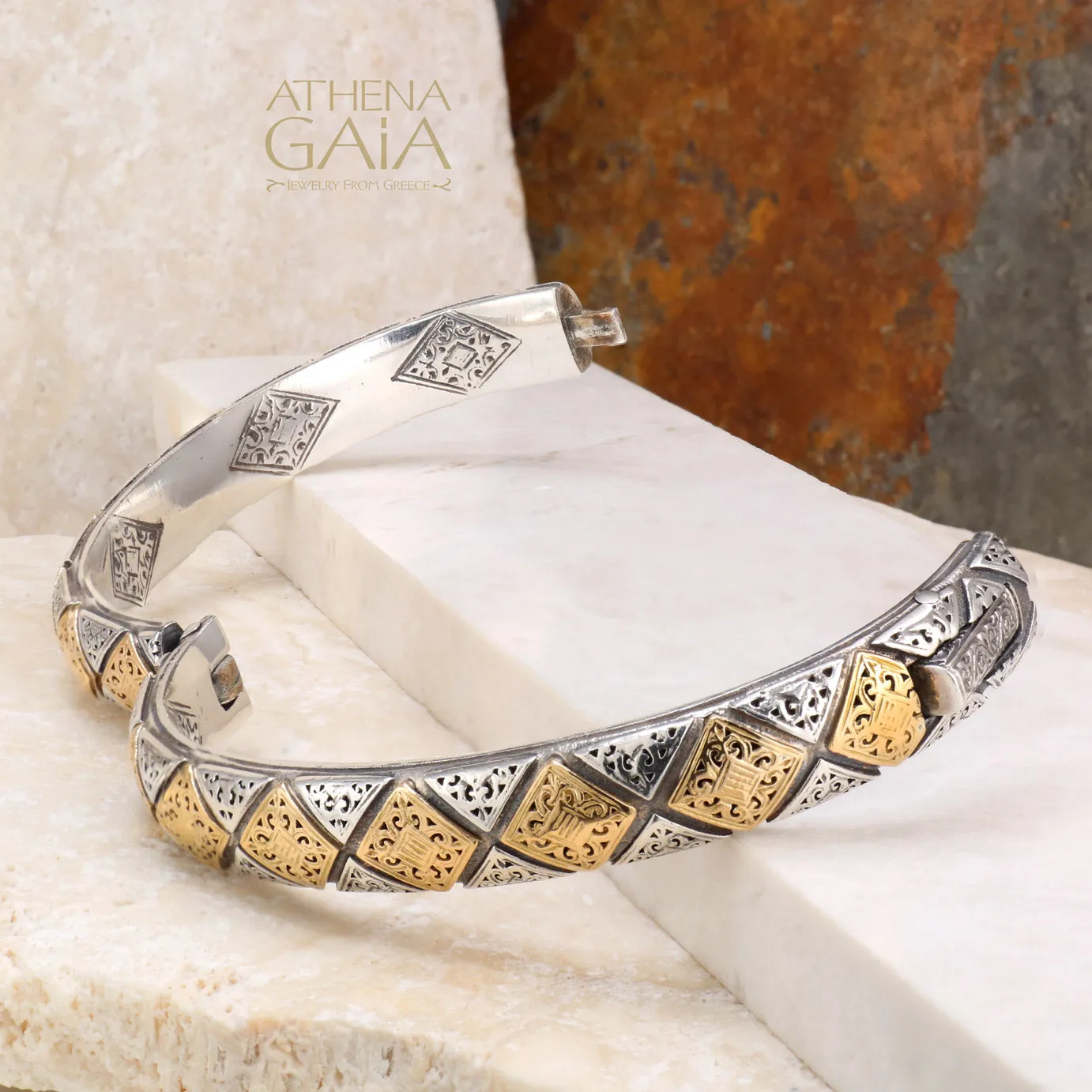 Byzantine Checker Hinged Bracelet