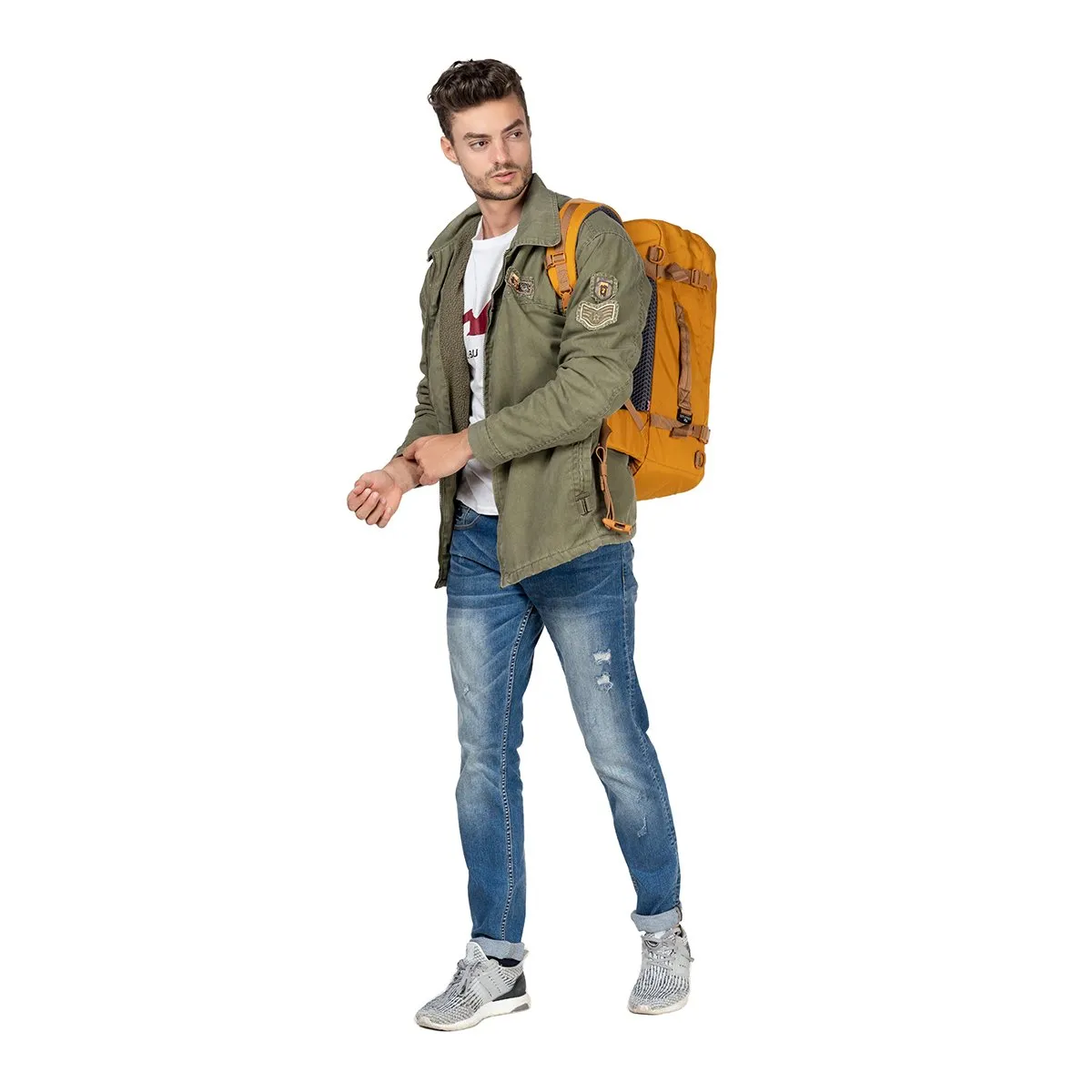CabinZero Classic Pro 42L (Orange Chill)