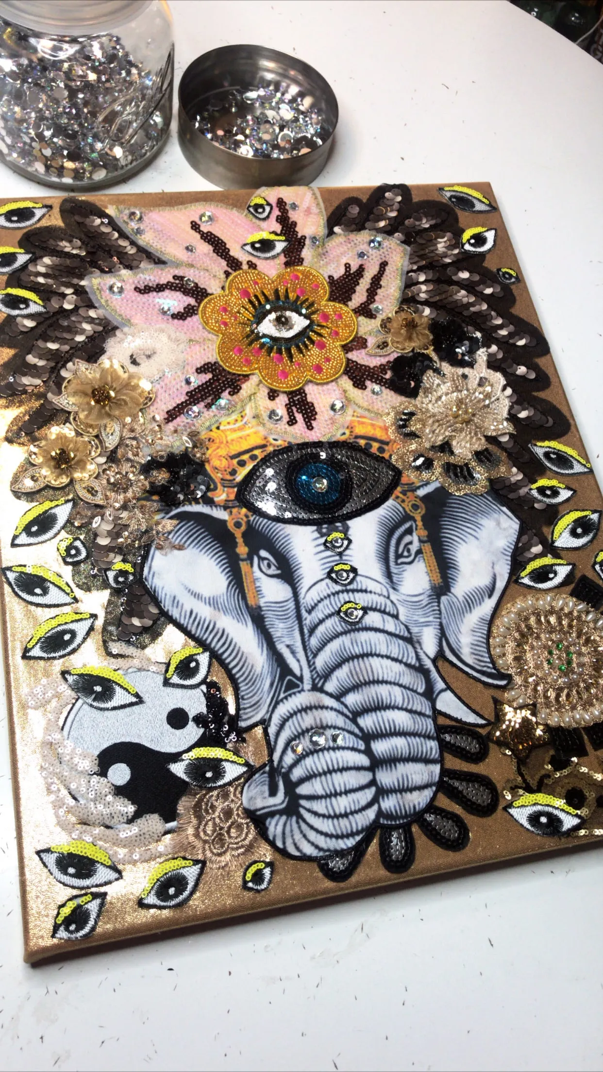 CANVAS Ganesh Golden Love