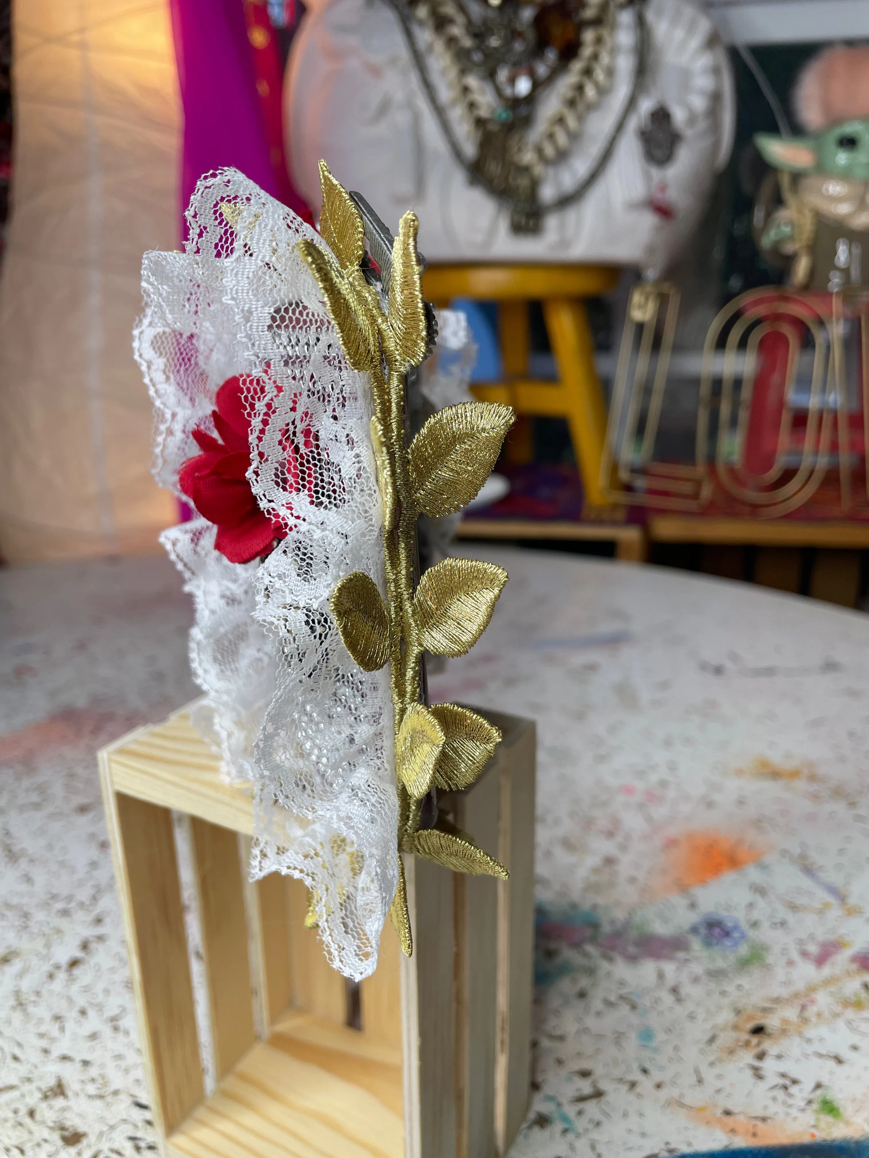 Canvas / little shrine of the Sacred Heart