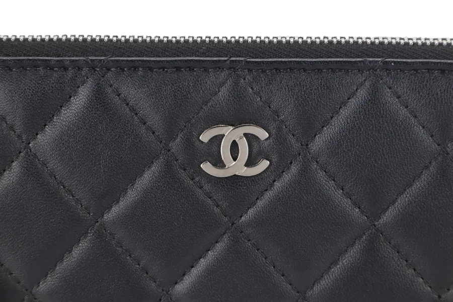 CHANEL BLACK LAMBSKIN QUILTED CLUTCH (2638xxxx) SILVER HARDWARE WITH DUST COVER AND BOX