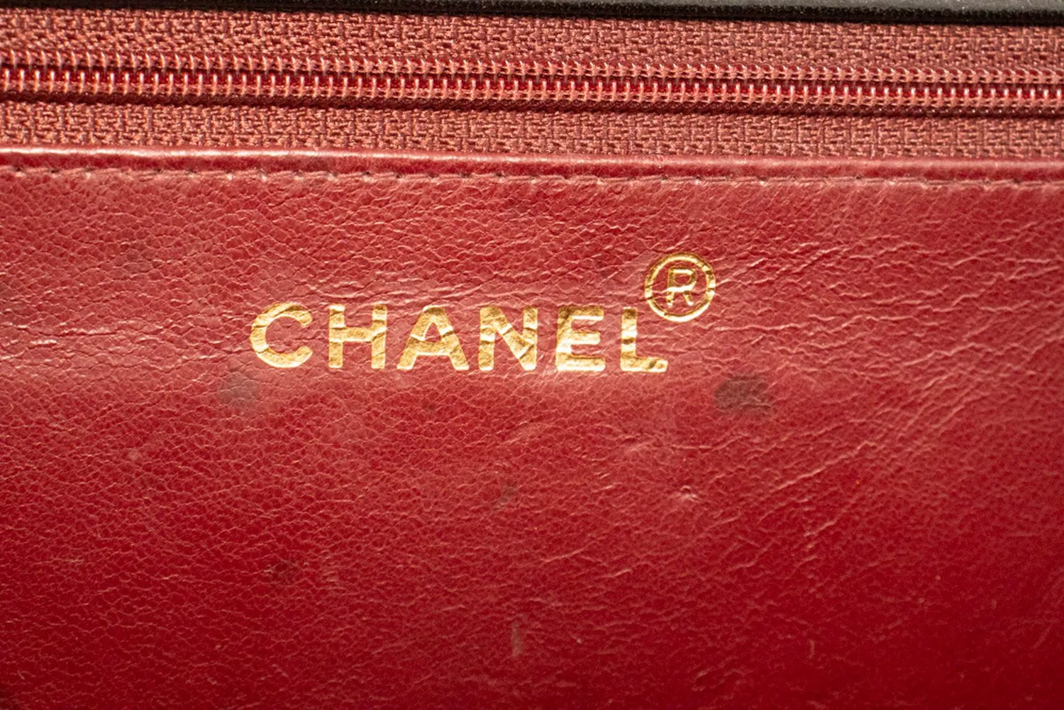 CHANEL Chain Shoulder Bag Clutch Black Quilted Flap Lambskin Purse n32