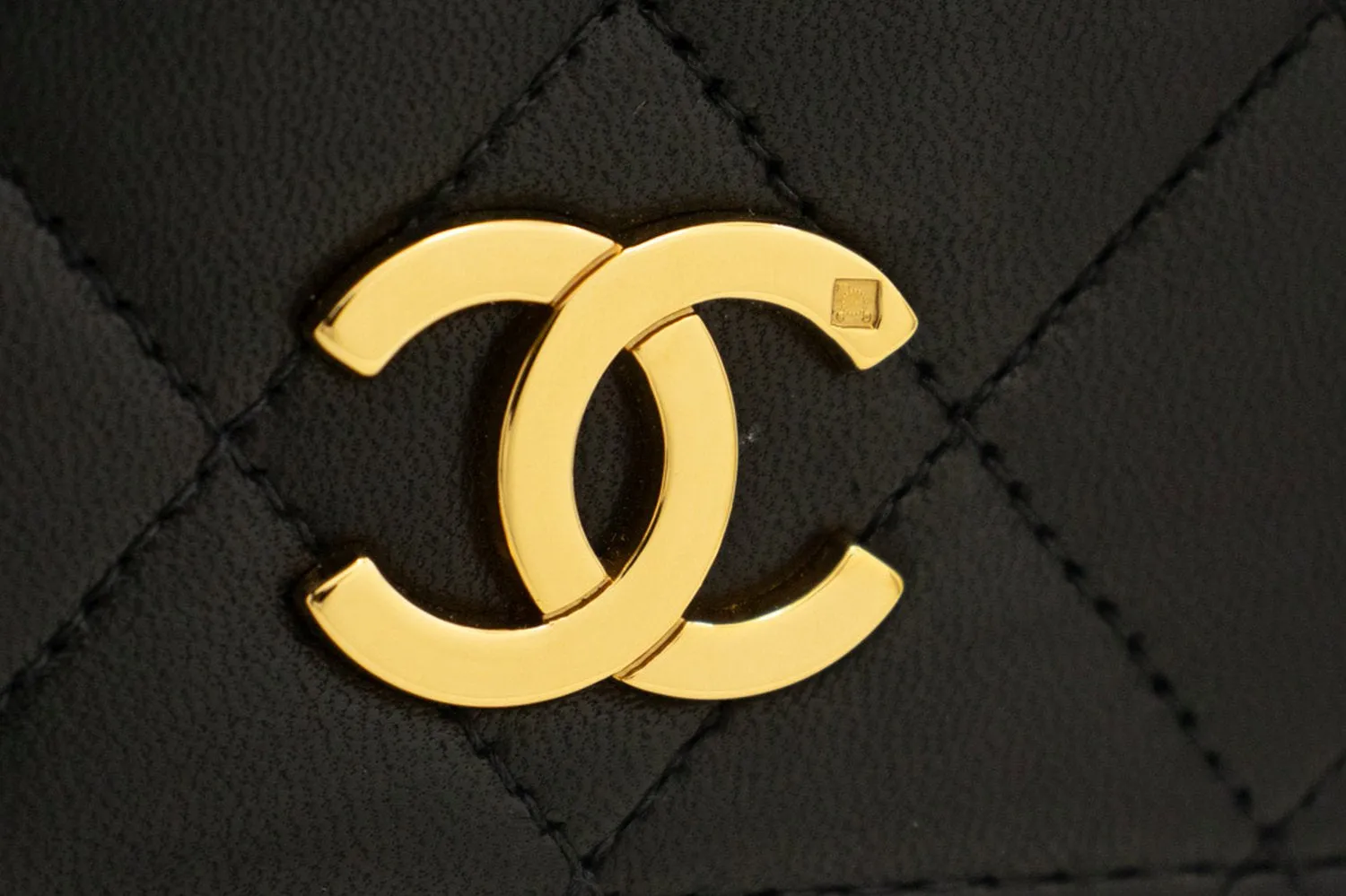 CHANEL Full Flap Chain Shoulder Bag Clutch Black Quilted Lambskin L45