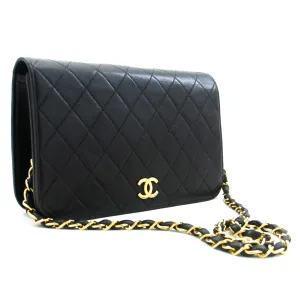 CHANEL Full Flap Chain Shoulder Bag Clutch Black Quilted Lambskin m06