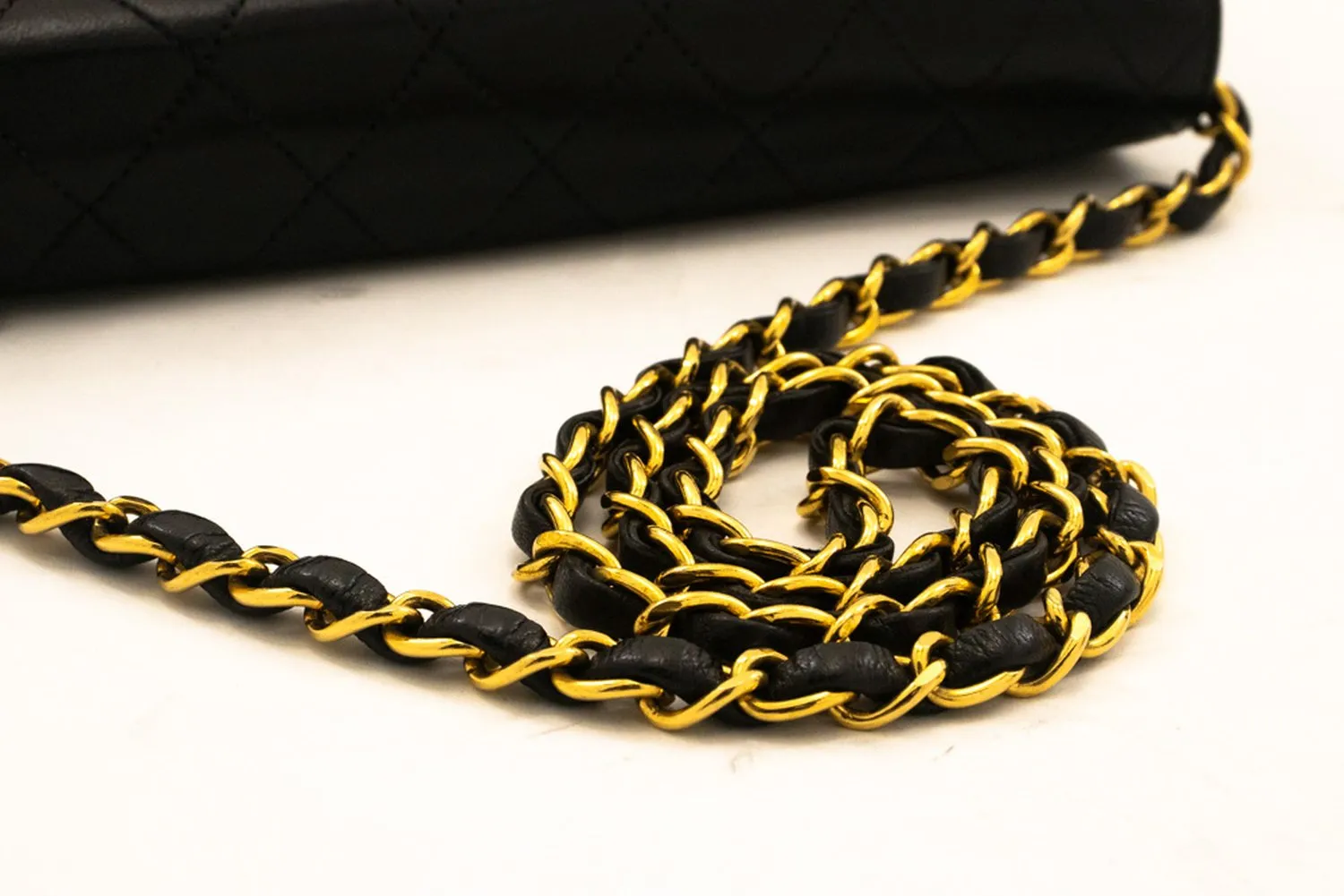 CHANEL Small Chain Shoulder Bag Clutch Black Quilted Flap Lambskin j60