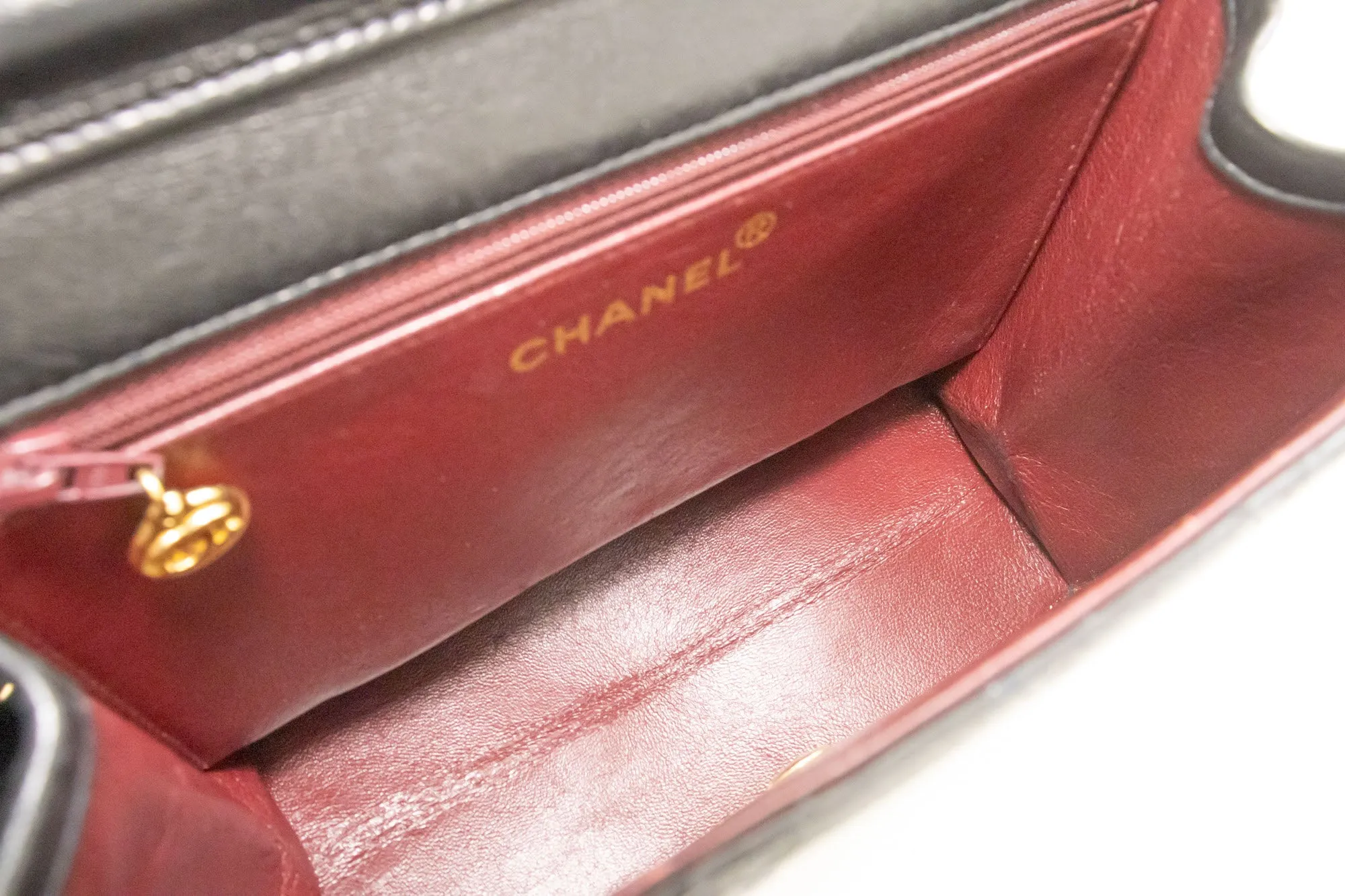 CHANEL Small Chain Shoulder Bag Clutch Black Quilted Flap Lambskin p06