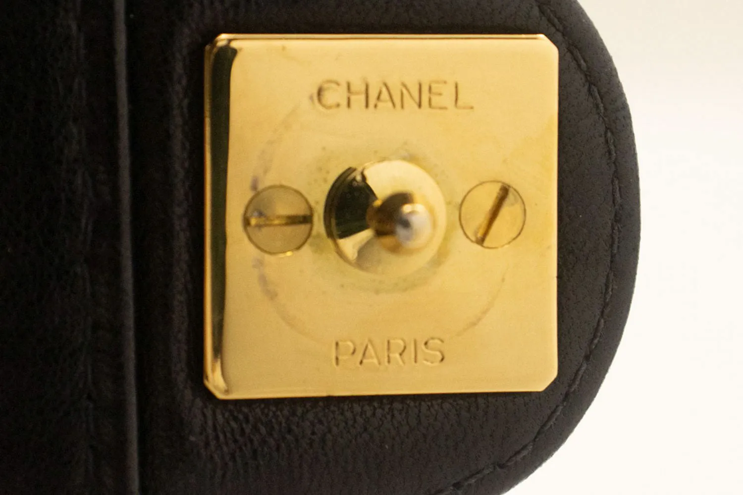 CHANEL Small Chain Shoulder Bag Clutch Black Quilted Flap Lambskin p06