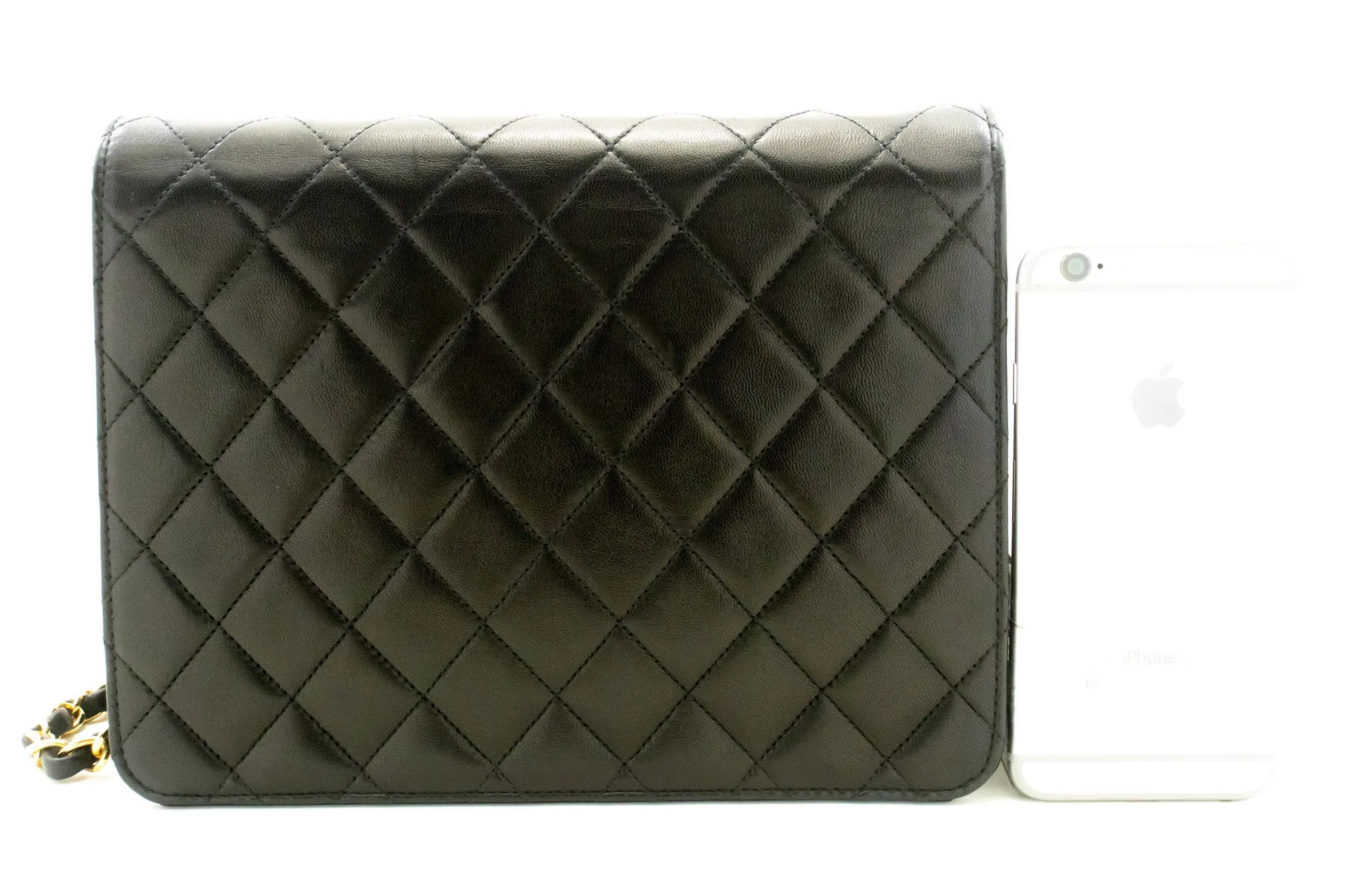 CHANEL Small Chain Shoulder Bag Clutch Black Quilted Flap Lambskin p55