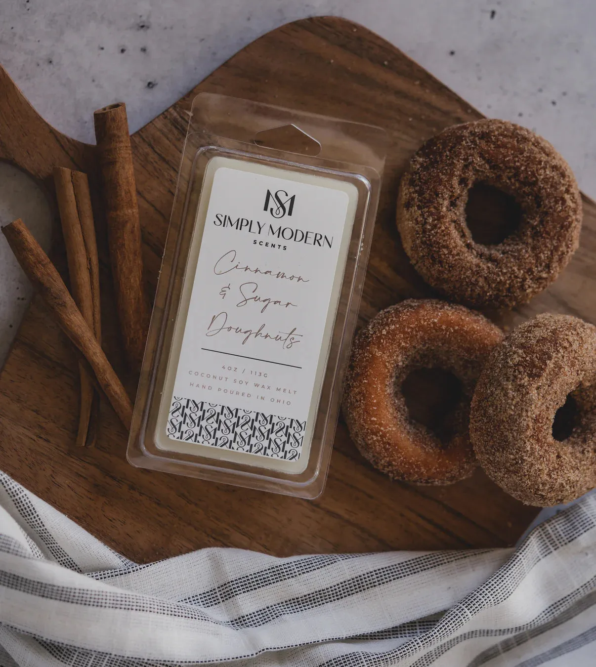 Cinnamon & Sugar Doughnuts Coconut Soy Wax Melt