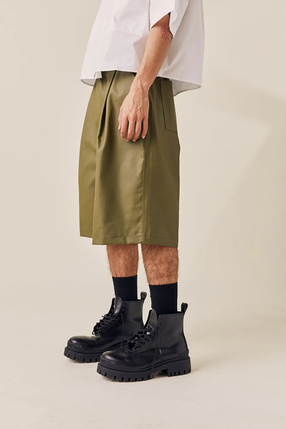 Coated Cotton Wide Bermuda Shorts