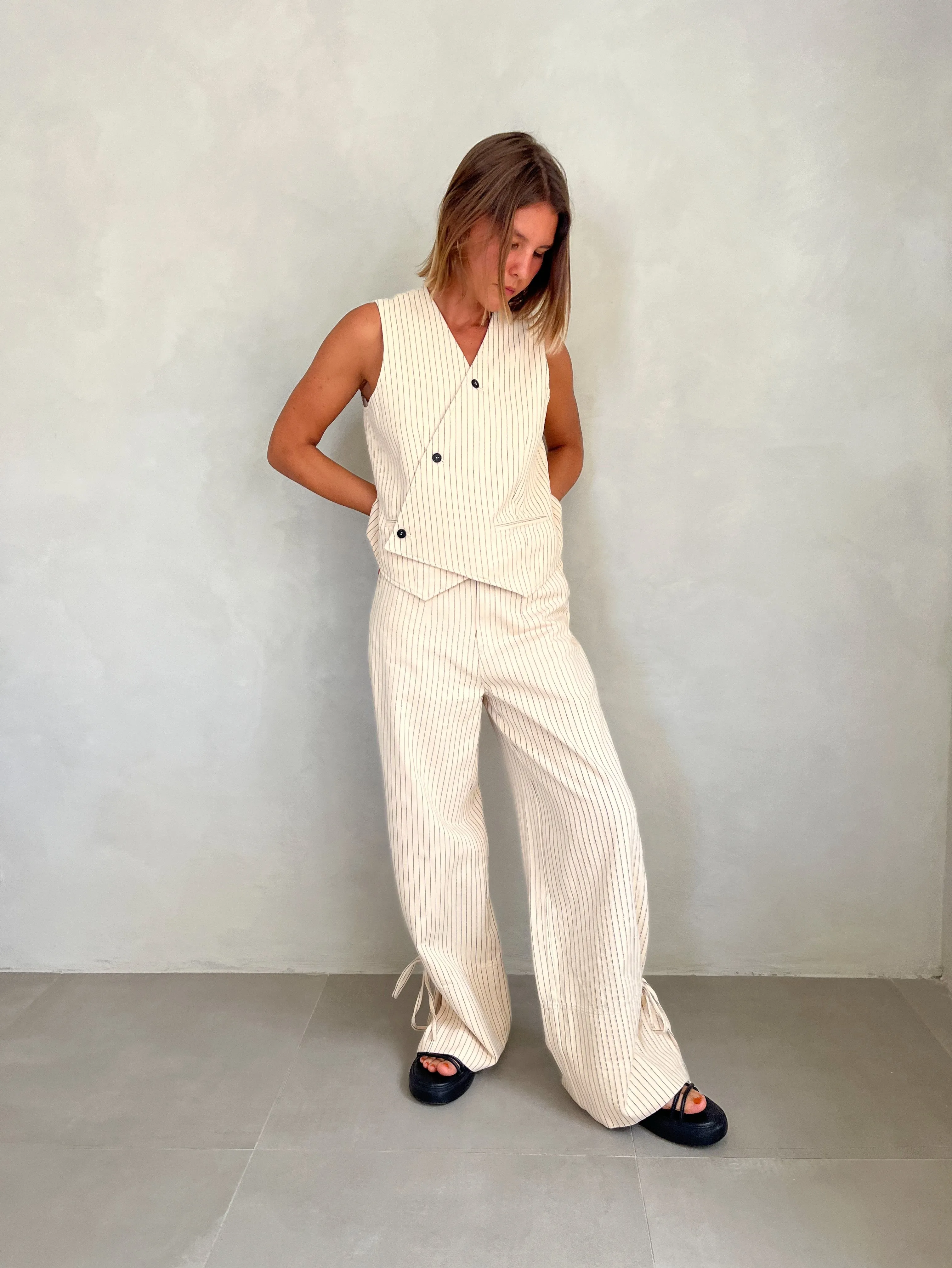 Cyndia Pant by JIJI