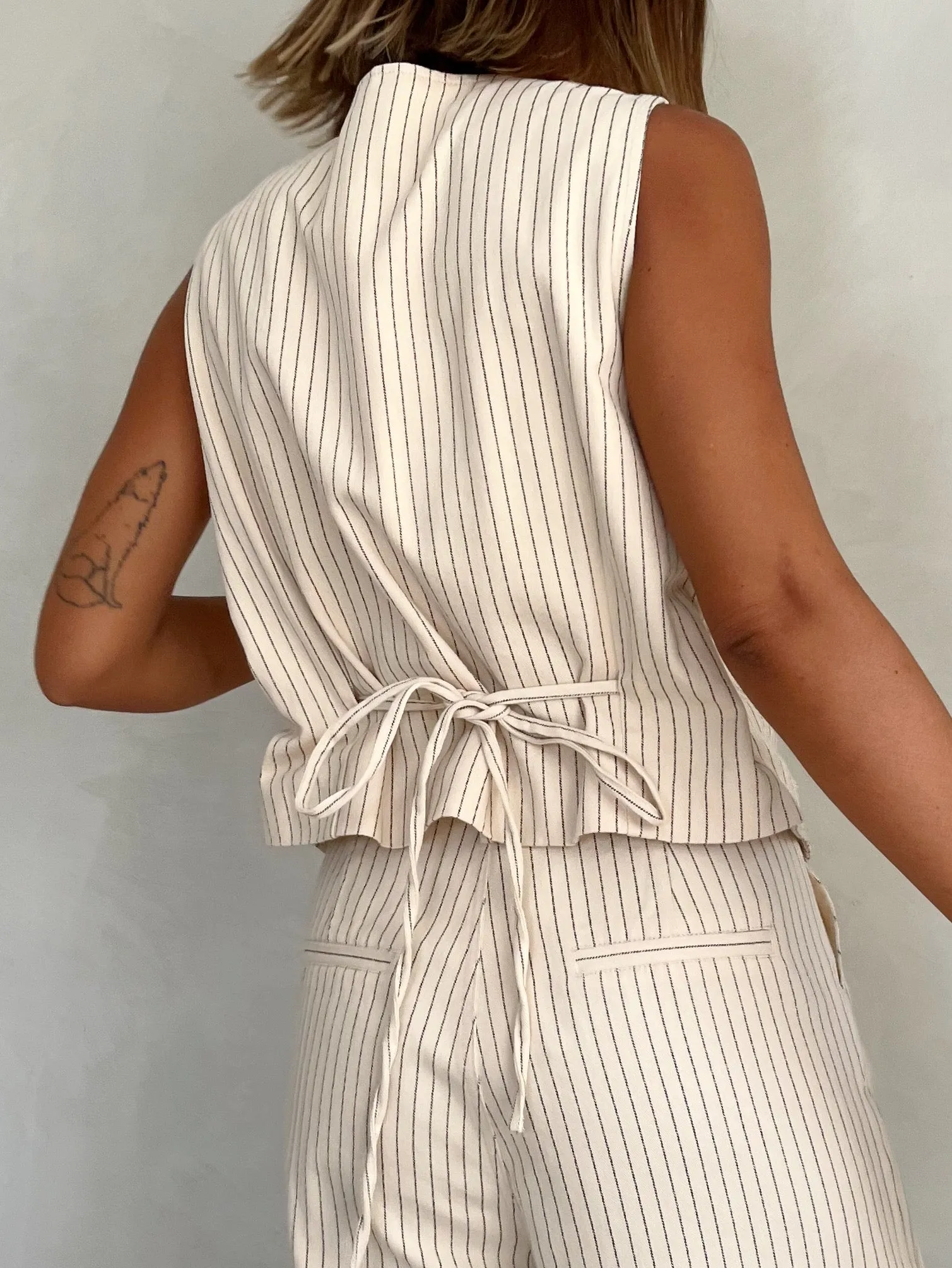 Cyndia Pant by JIJI