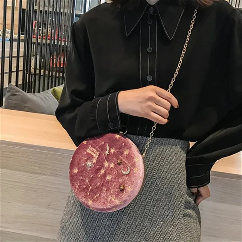 “EMBROIDERY STAR ROUND SHAPE” CROSSBODY BAG W110402