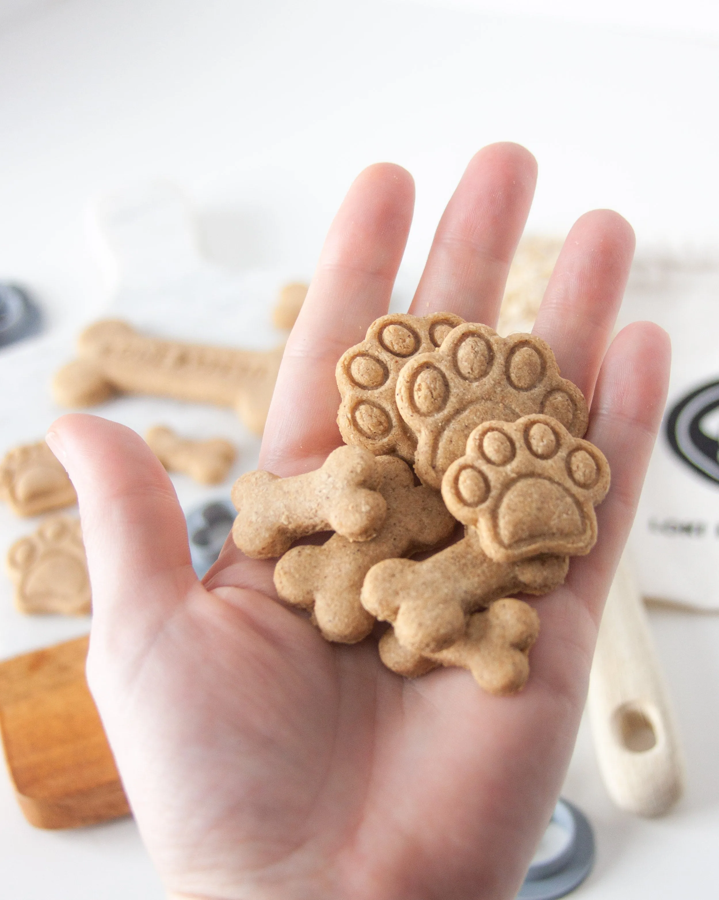 Extra Mini Paw Shaped Cookie Cutter