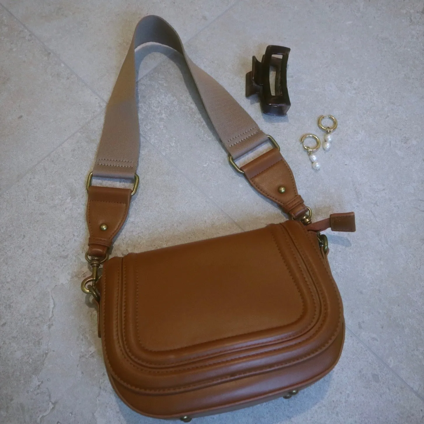 Florence Brown Crossbody Bag