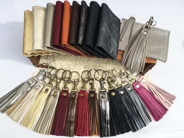 Fringe Tassel Key Chain Coal Reflection