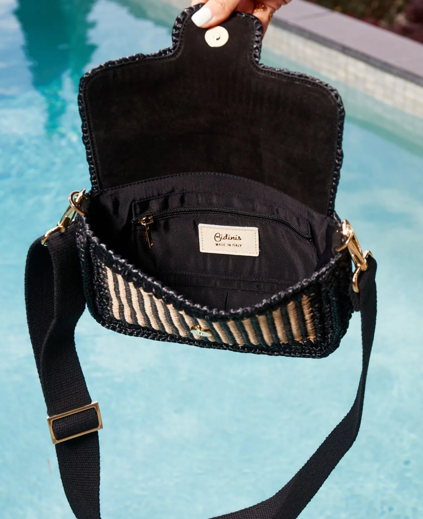 Ginevra Raffia Bag Stripes in Black and Natural