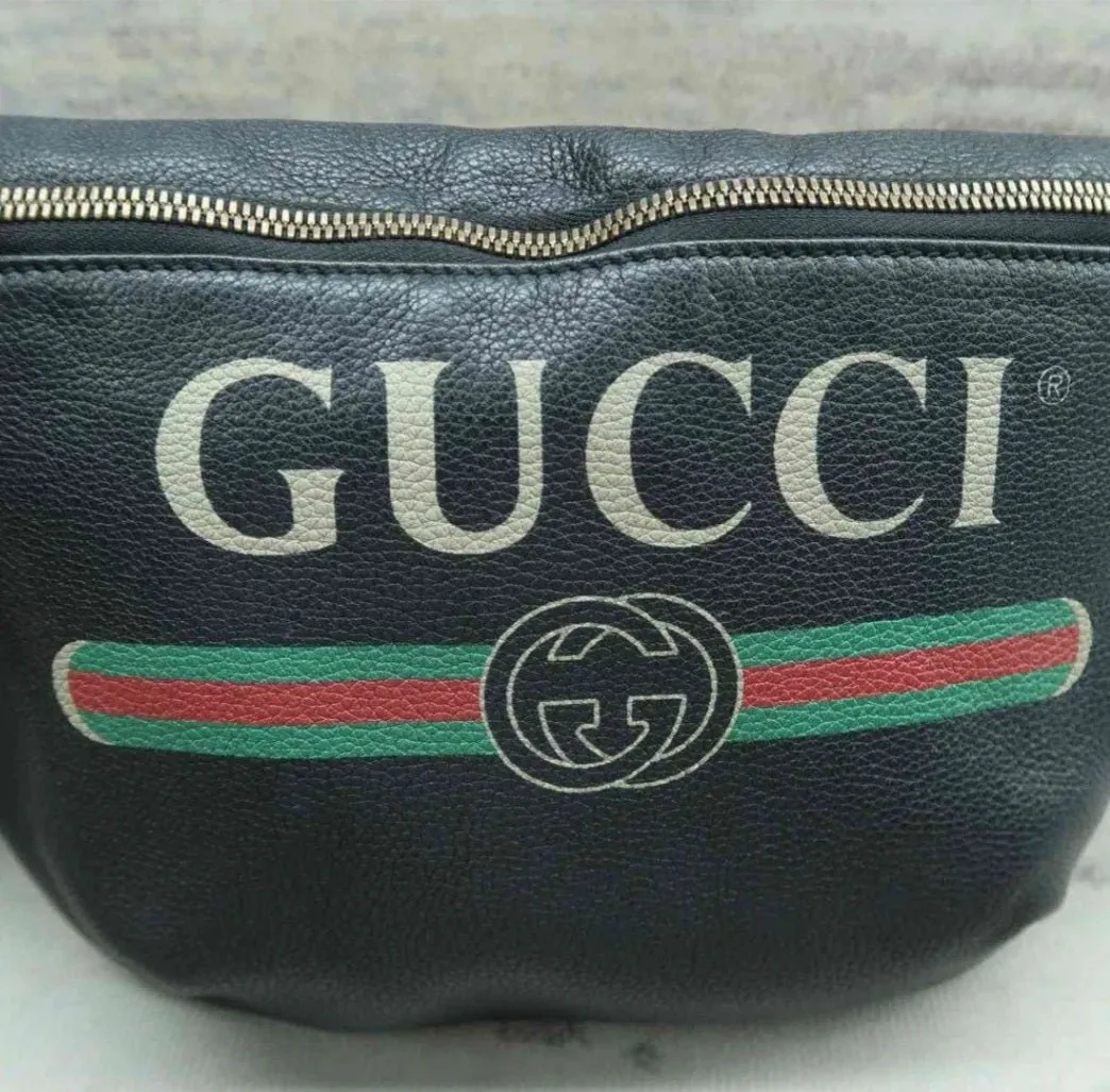 Gucci Black Large Leather Belt Bag