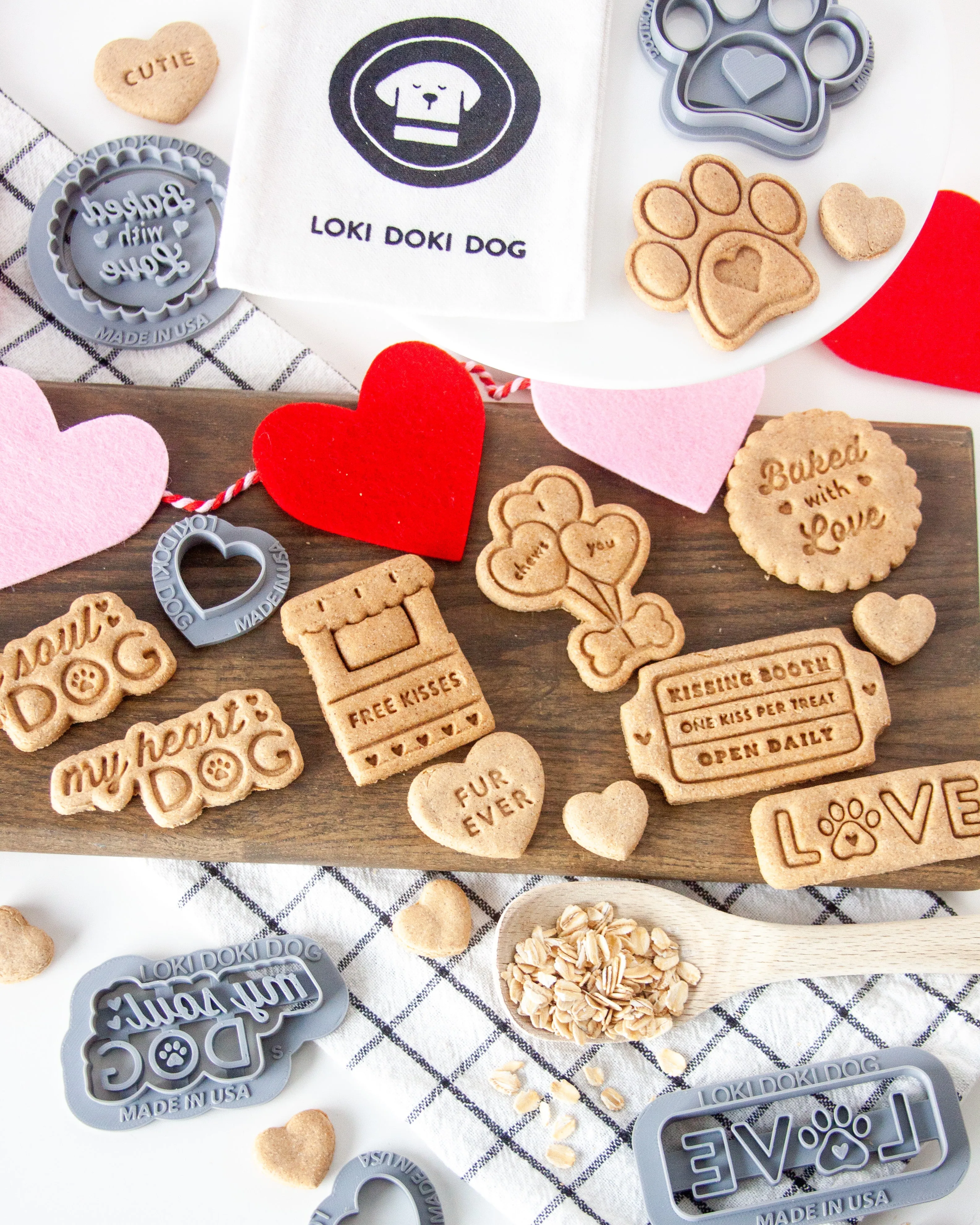 Heart Balloons "I Chews You" Dog Biscuit Cookie Cutter