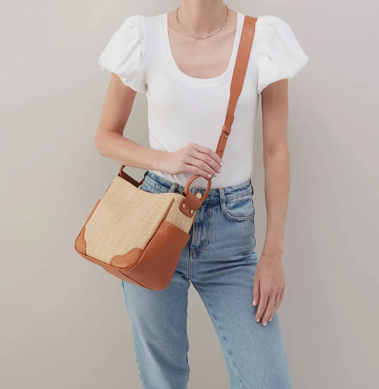 Hobo SHEILA Crossbody - Natural Straw
