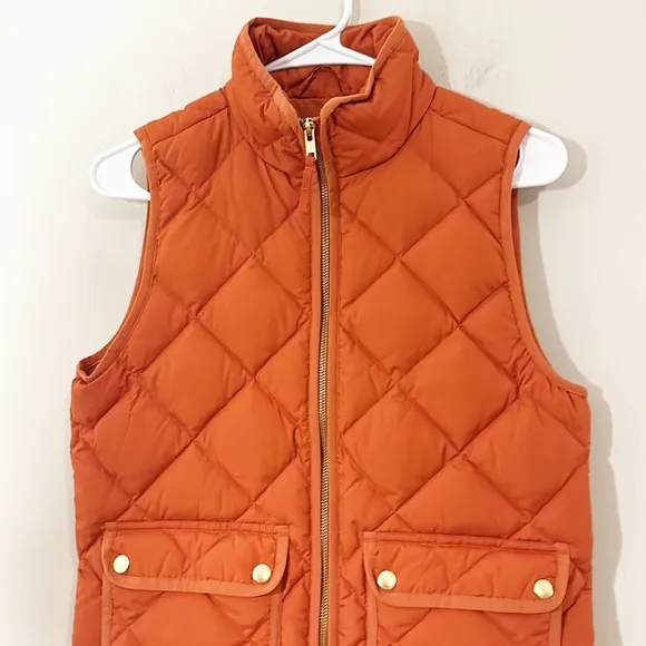 J.Crew Rust Orange Quilted Down filled vest zip pockets women size XS