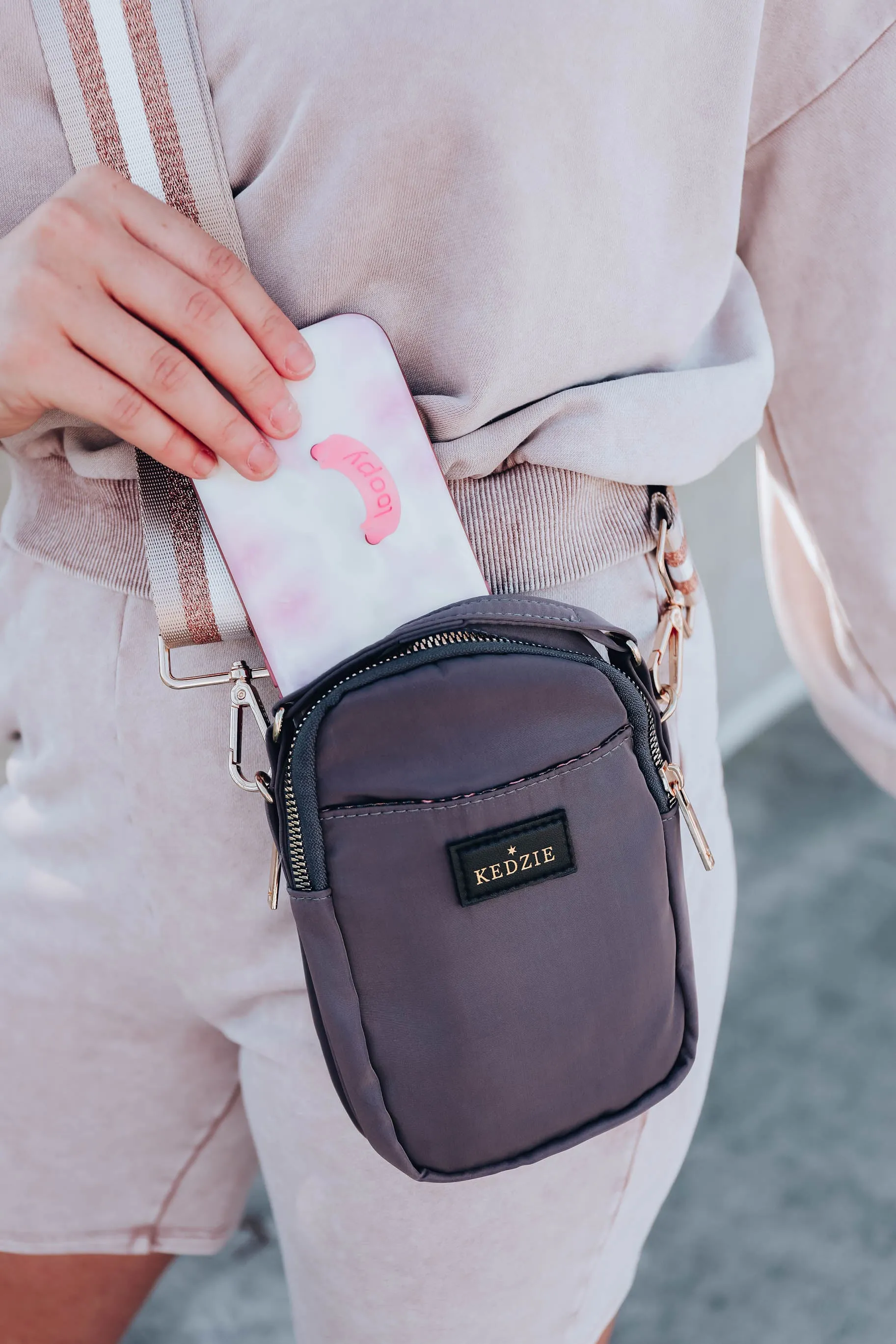 Kedzie Crosstown Crossbody - Grey