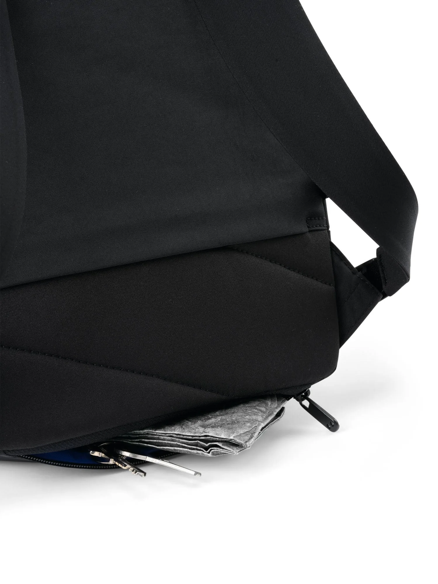 Kontor - Crinkle Black