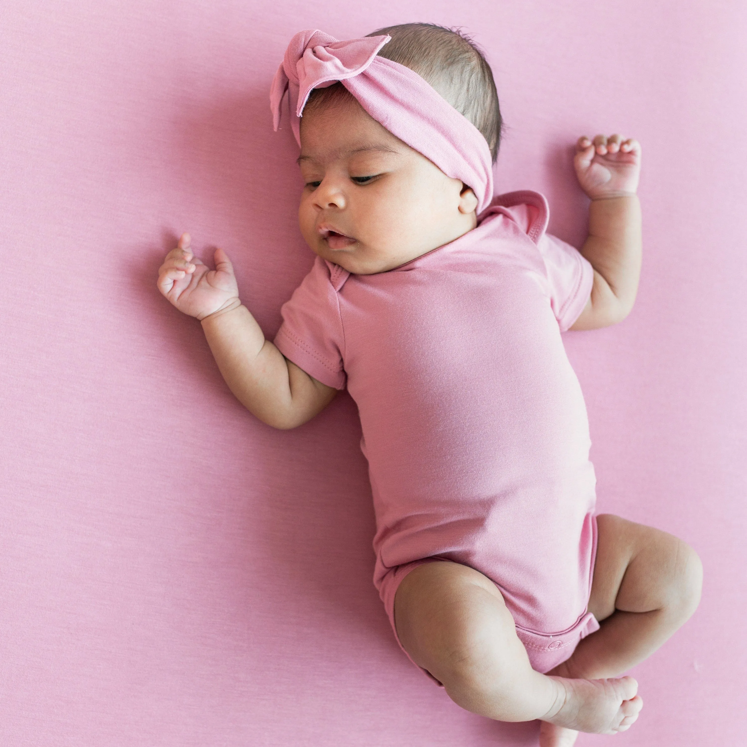 Kyte Baby - Short Sleeve Bodysuit - Apple Blossom