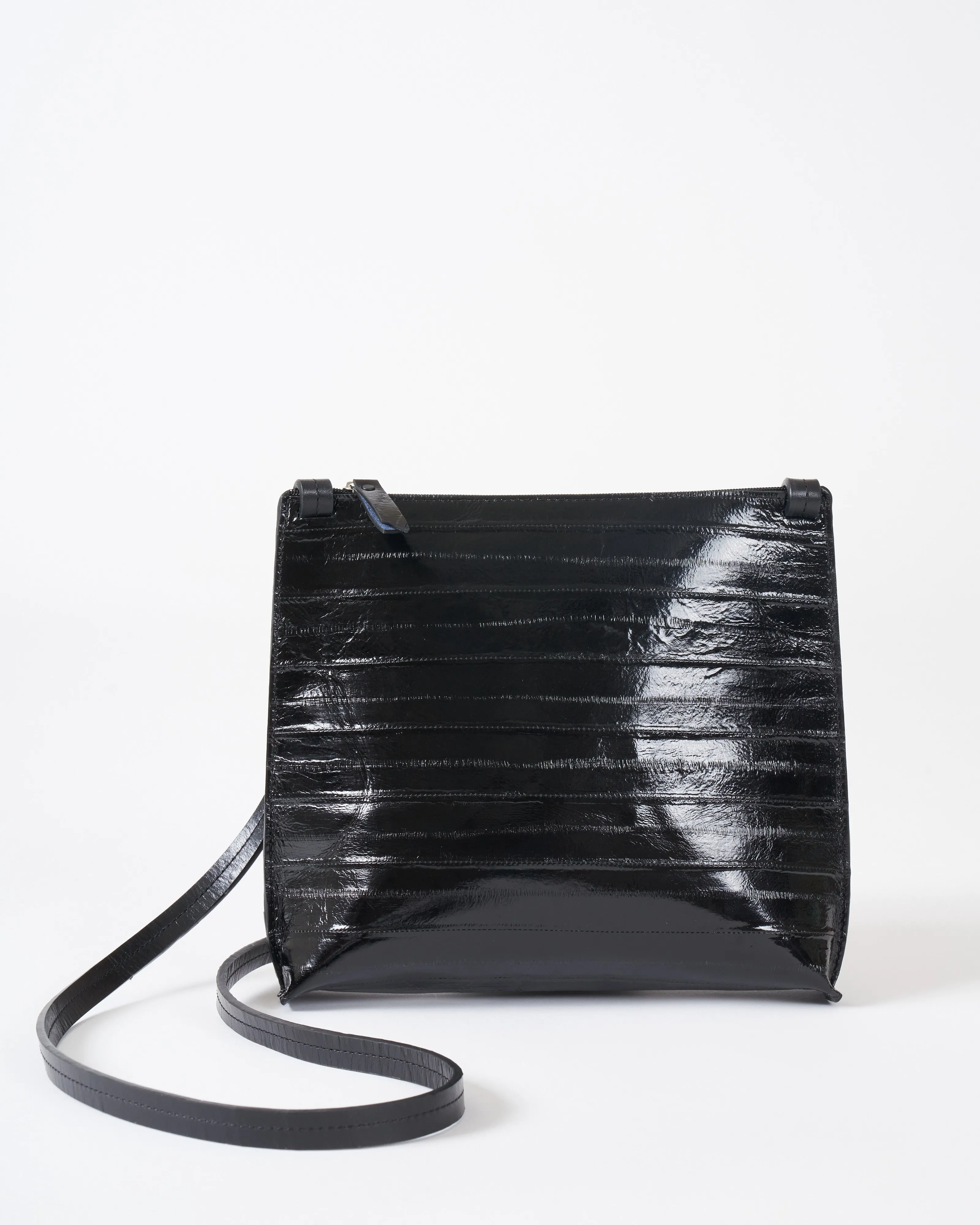 large strappy - black eel