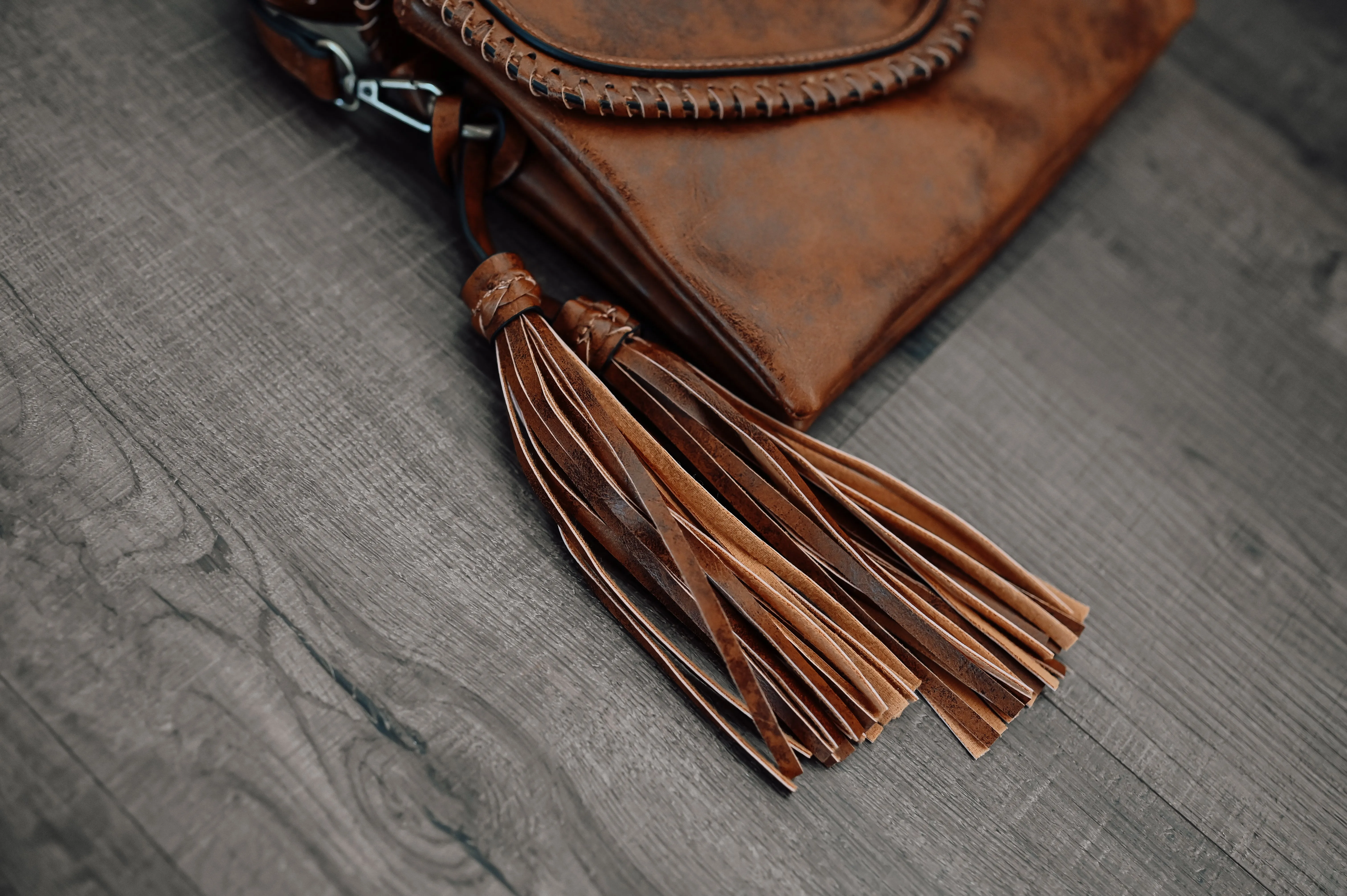 Lennox Crossbody - Brown *FINAL SALE*